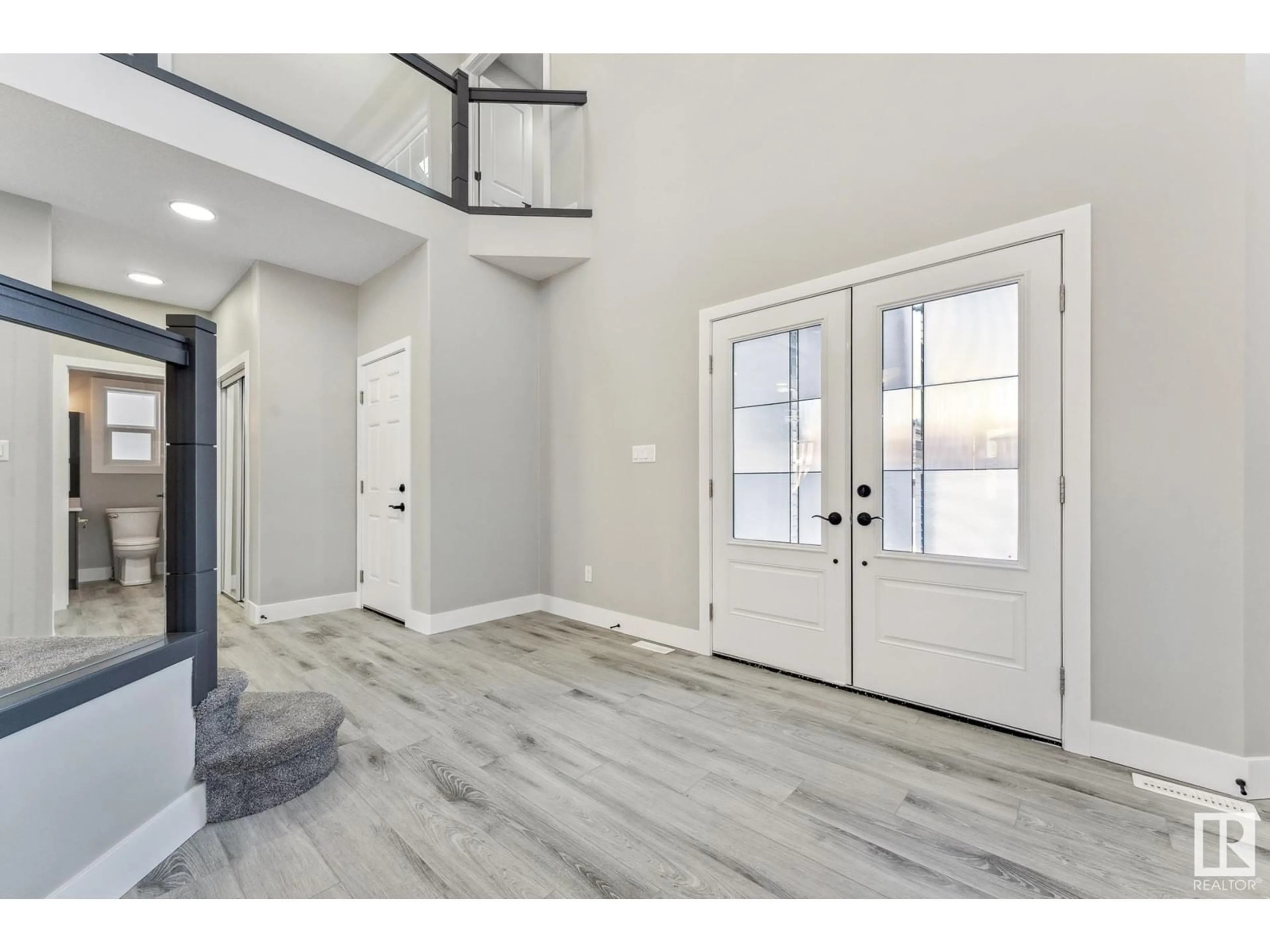 Indoor entryway for NW - 17822 60A ST, Edmonton Alberta T5Y3T2