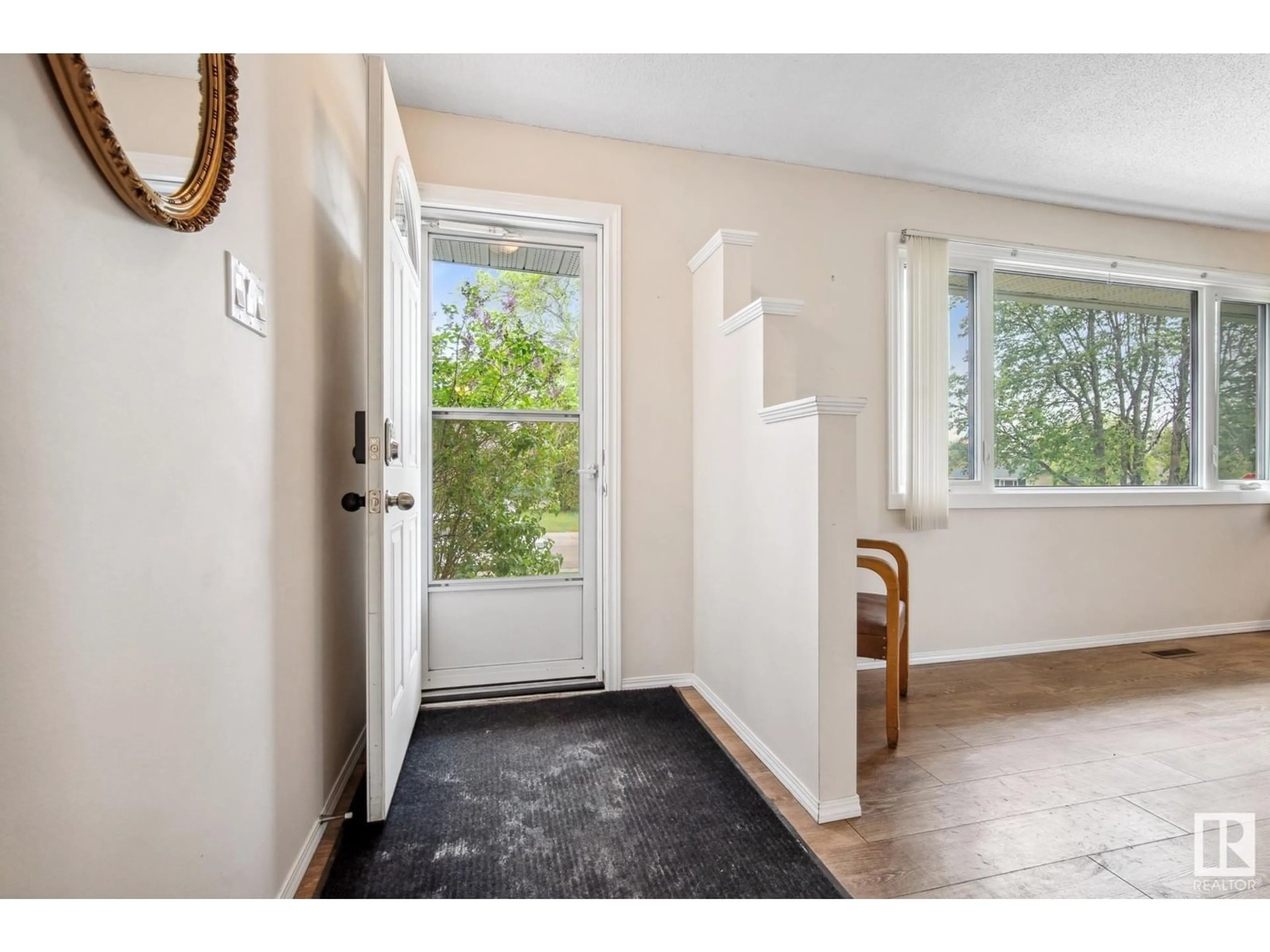 Indoor entryway for 3 MENLO CR, Sherwood Park Alberta T8A0R8