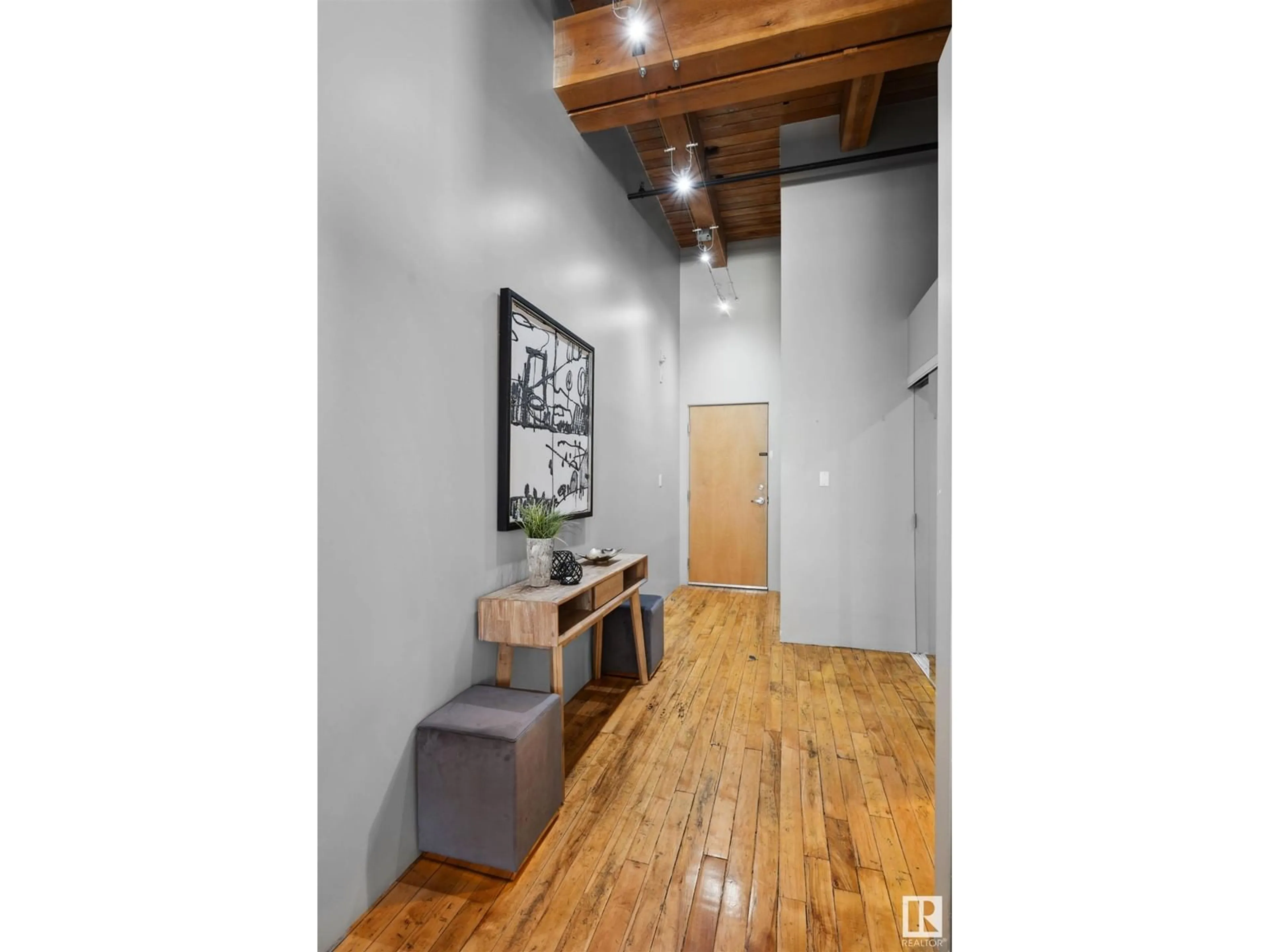 Indoor entryway for #111 - 10309 107 ST, Edmonton Alberta T5J1K3