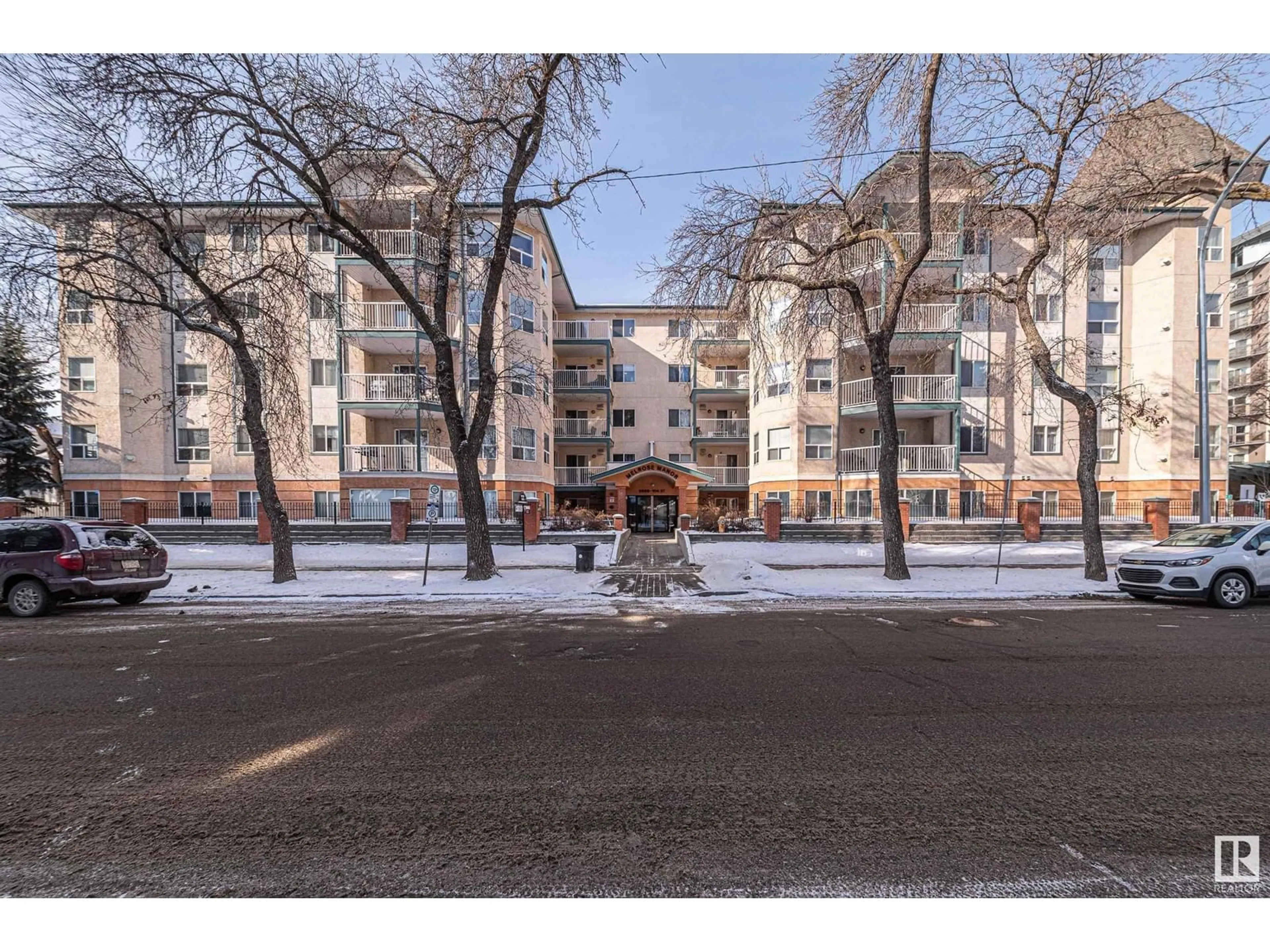 Unknown for 9938 104 ST, Edmonton Alberta T5K2X7