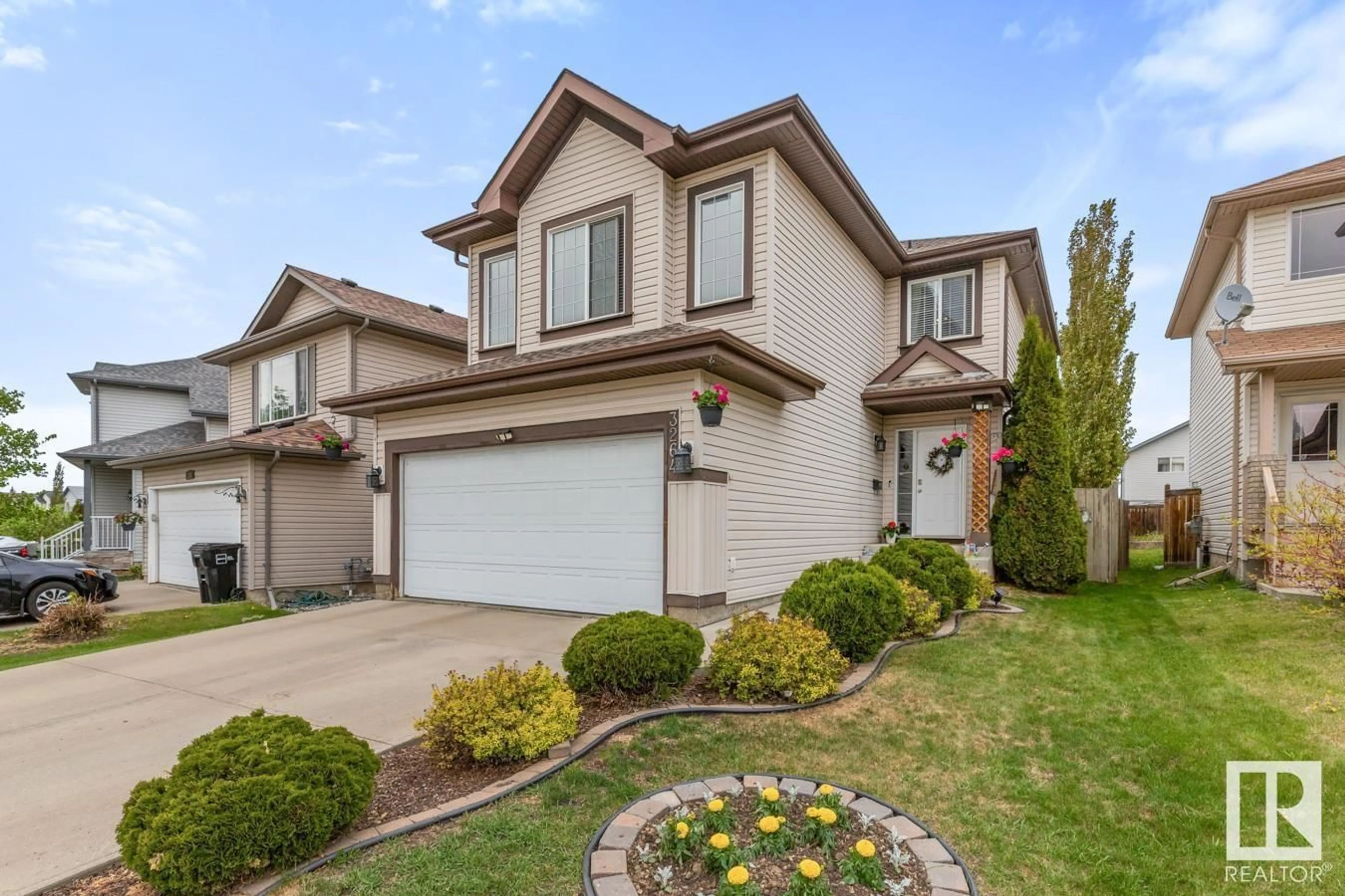 Unknown for 3264 25 AV, Edmonton Alberta T6T1Y3