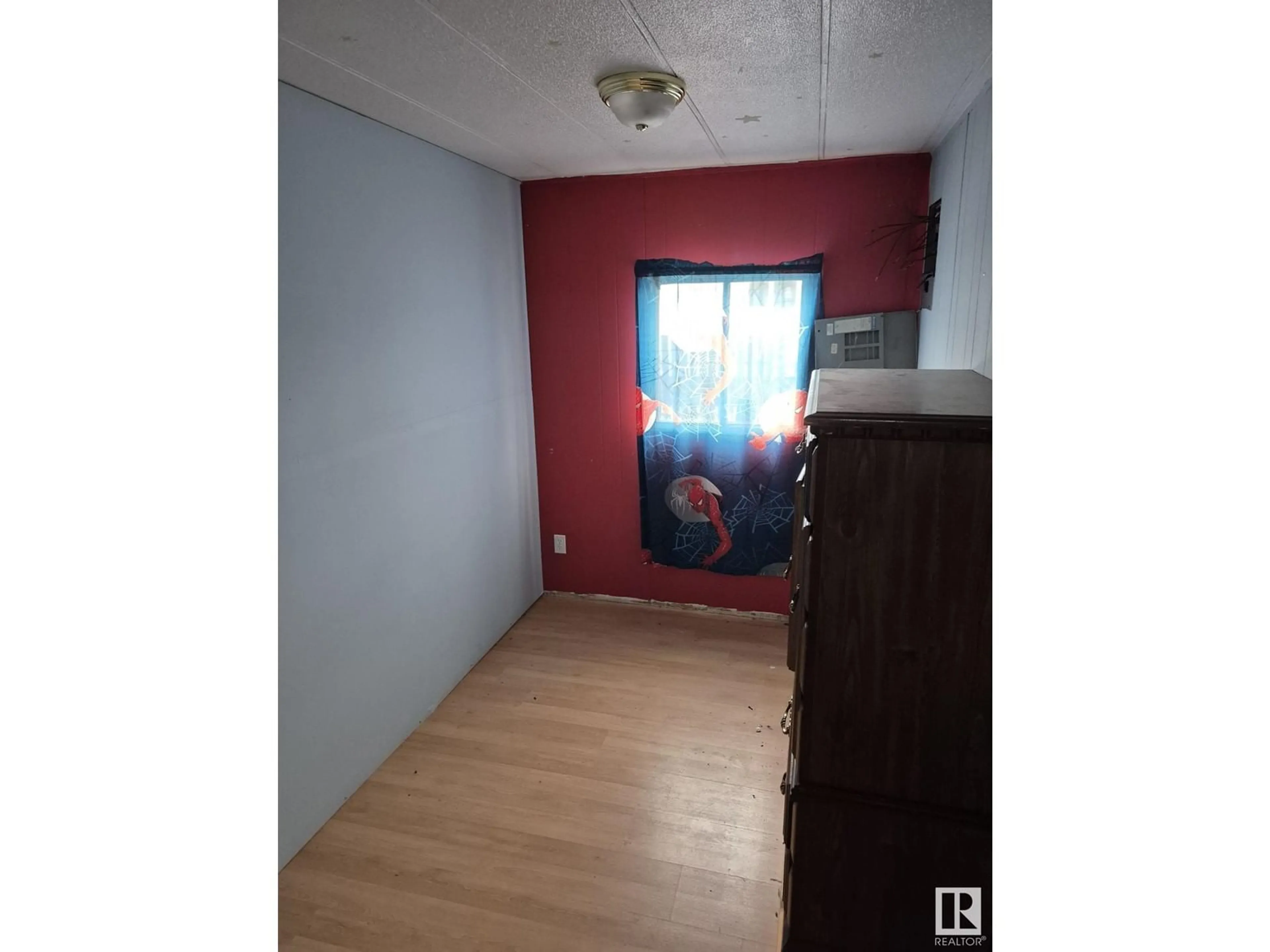 A pic of a room for 5316 46B ST, Evansburg Alberta T0E0T0