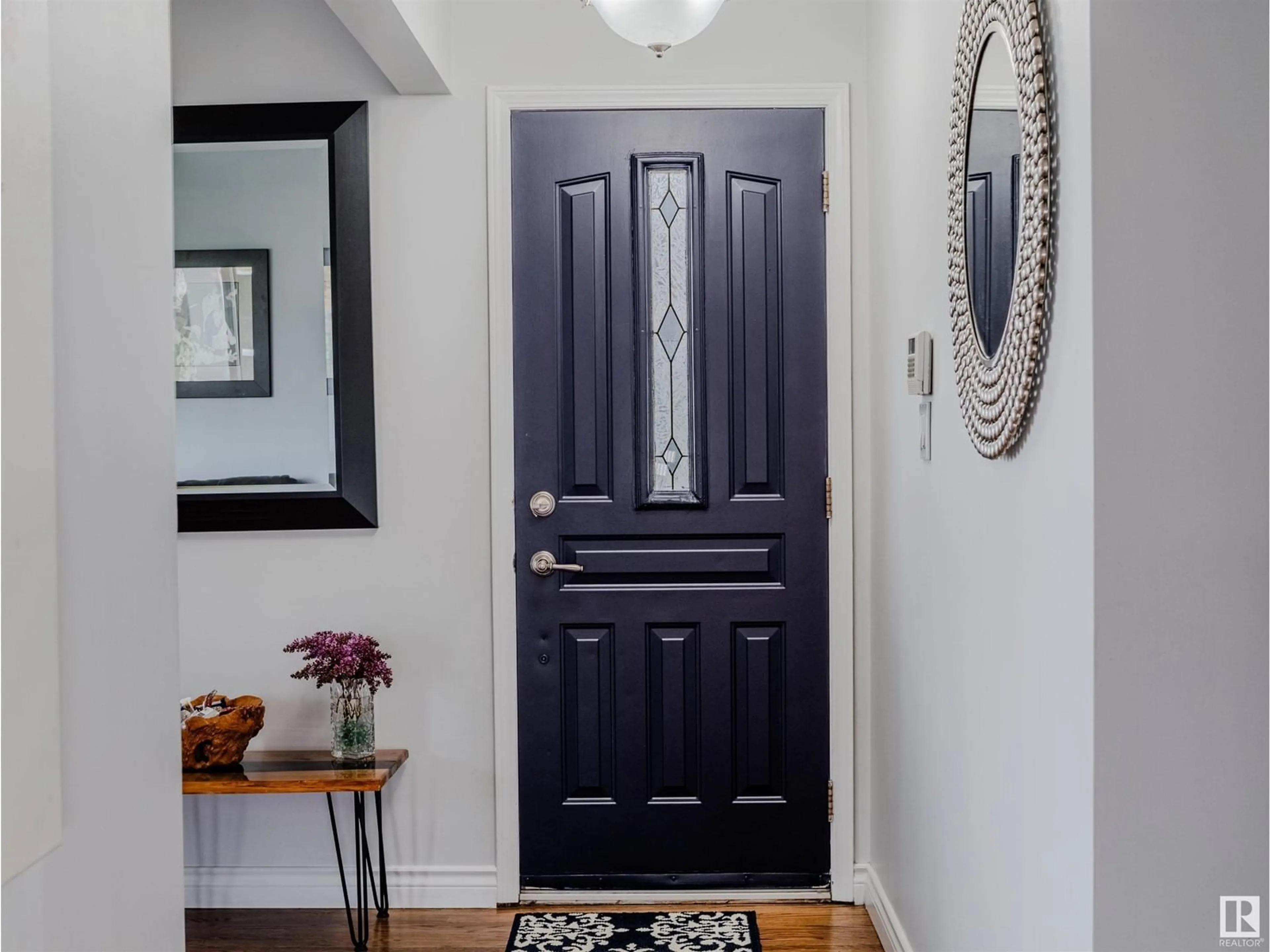 Indoor entryway for NW - 13303 75 ST, Edmonton Alberta T5C0Z4