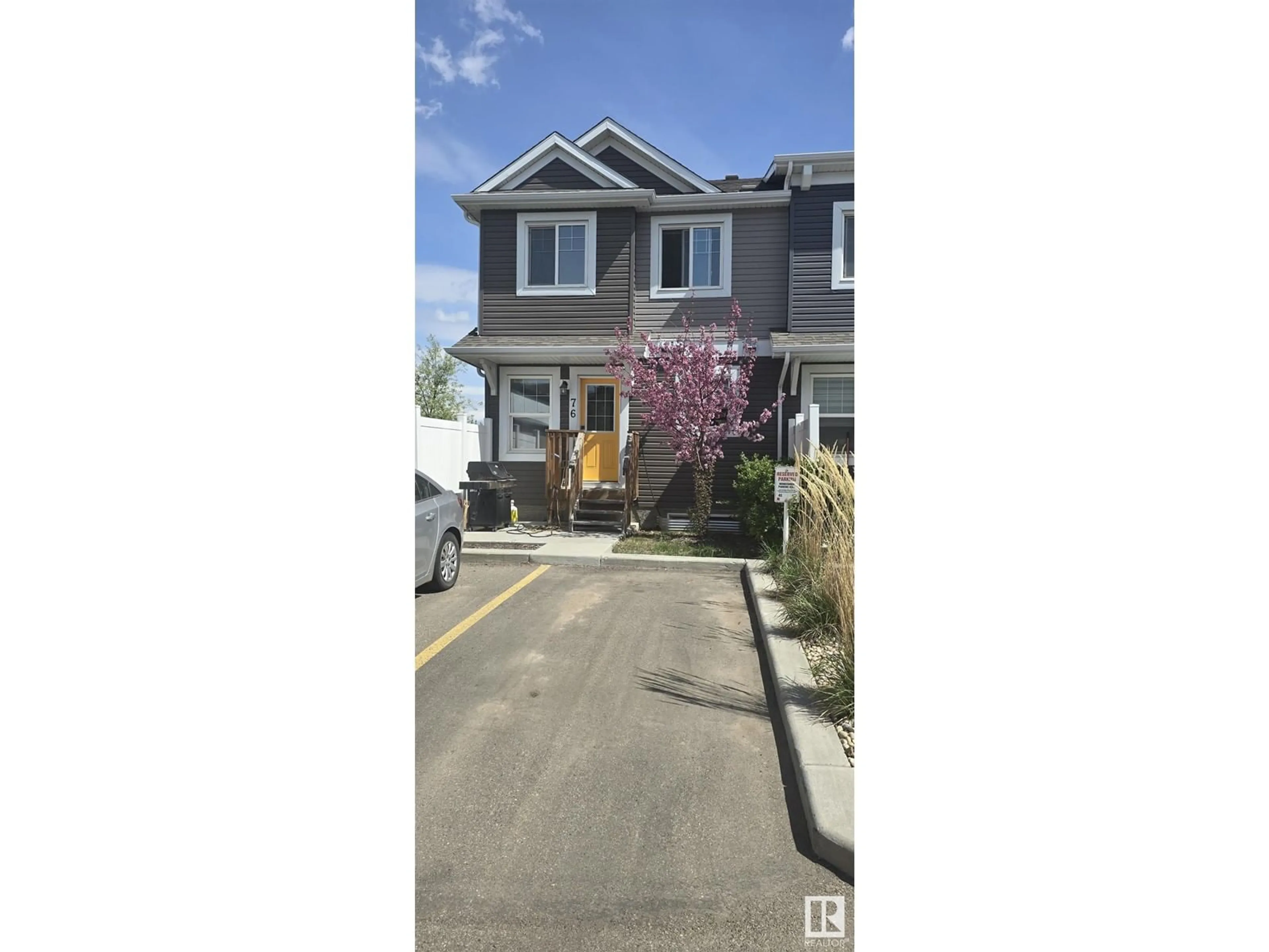 Unknown for 76 BULYEA RD, Edmonton Alberta T6R0W8