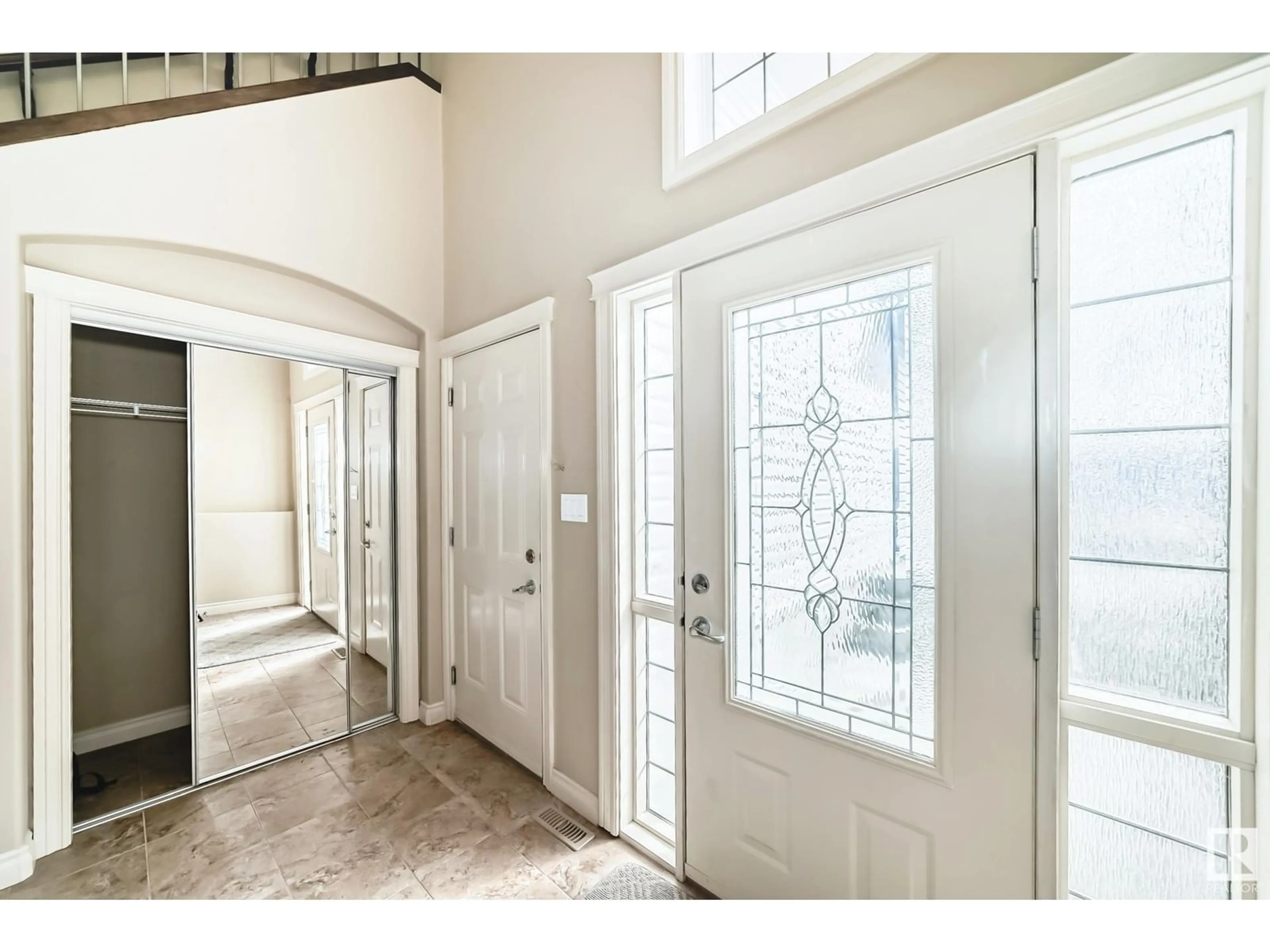 Indoor entryway for #13 - 12610 15 AV, Edmonton Alberta T6W1X1