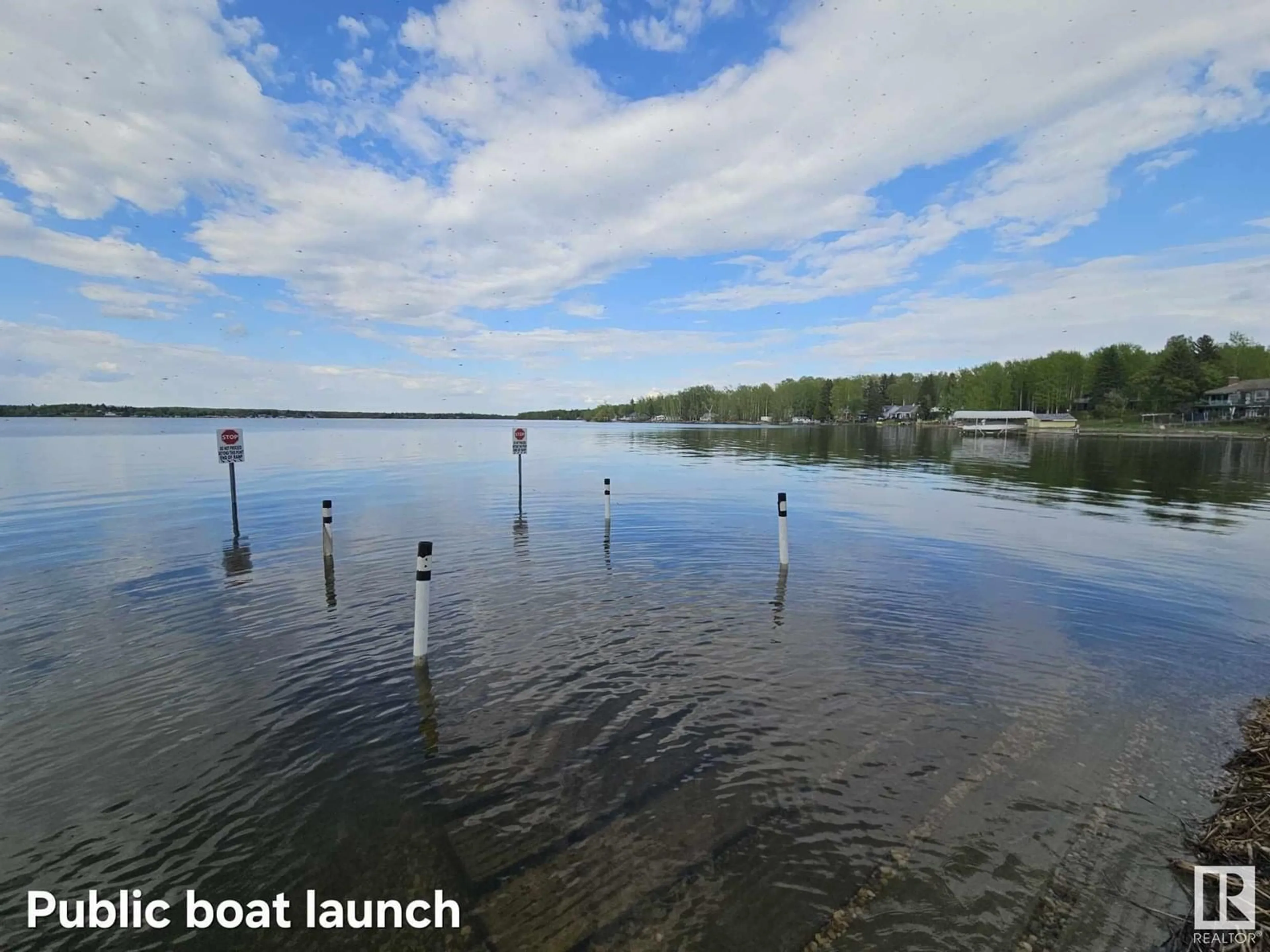 Blurry image for 3 POPPY PL, Rural Lac Ste. Anne County Alberta T0E0V0