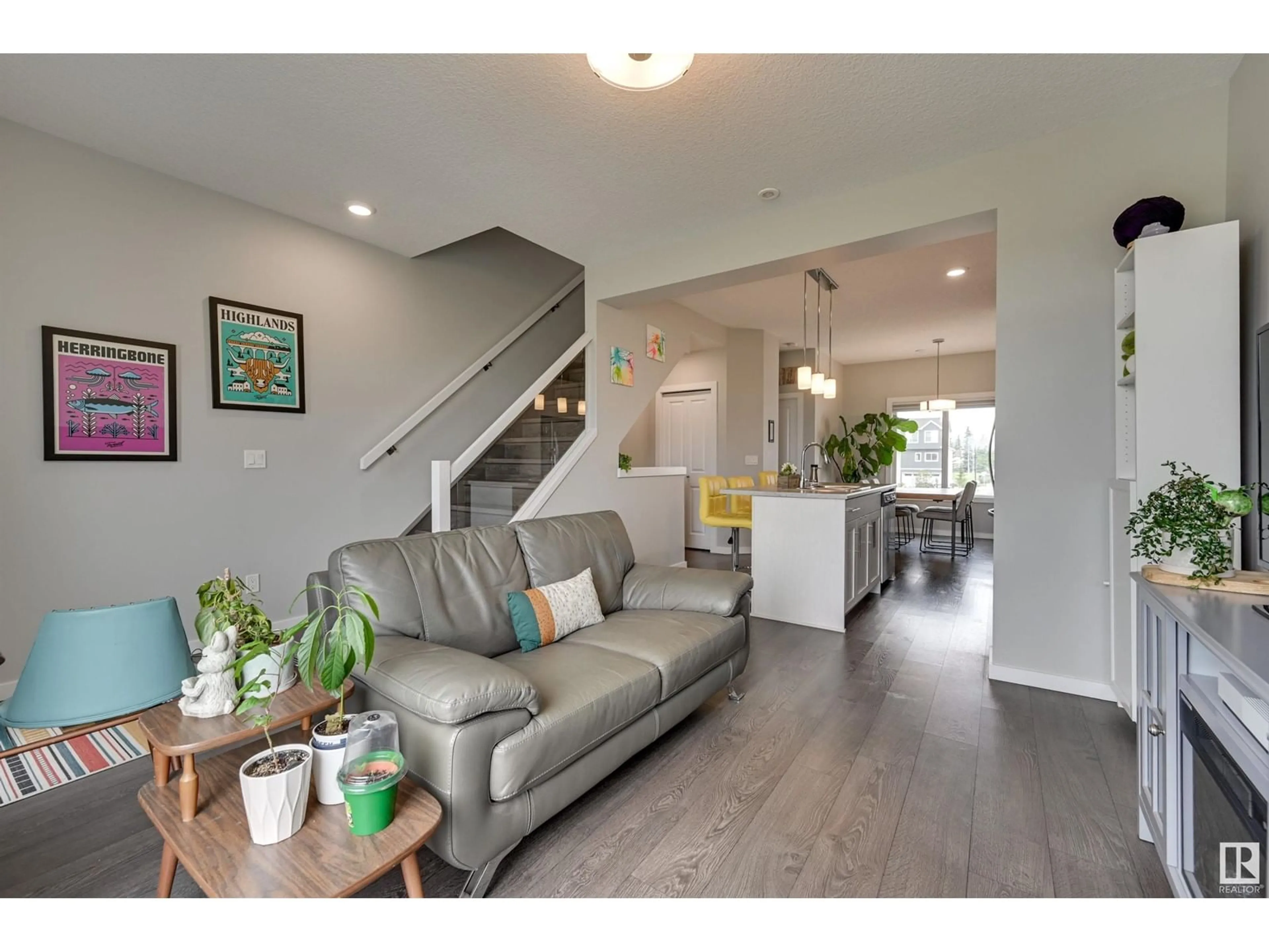 Living room with furniture, unknown for 49 215 SADDLEBACK RD, Edmonton Alberta T6J5T6