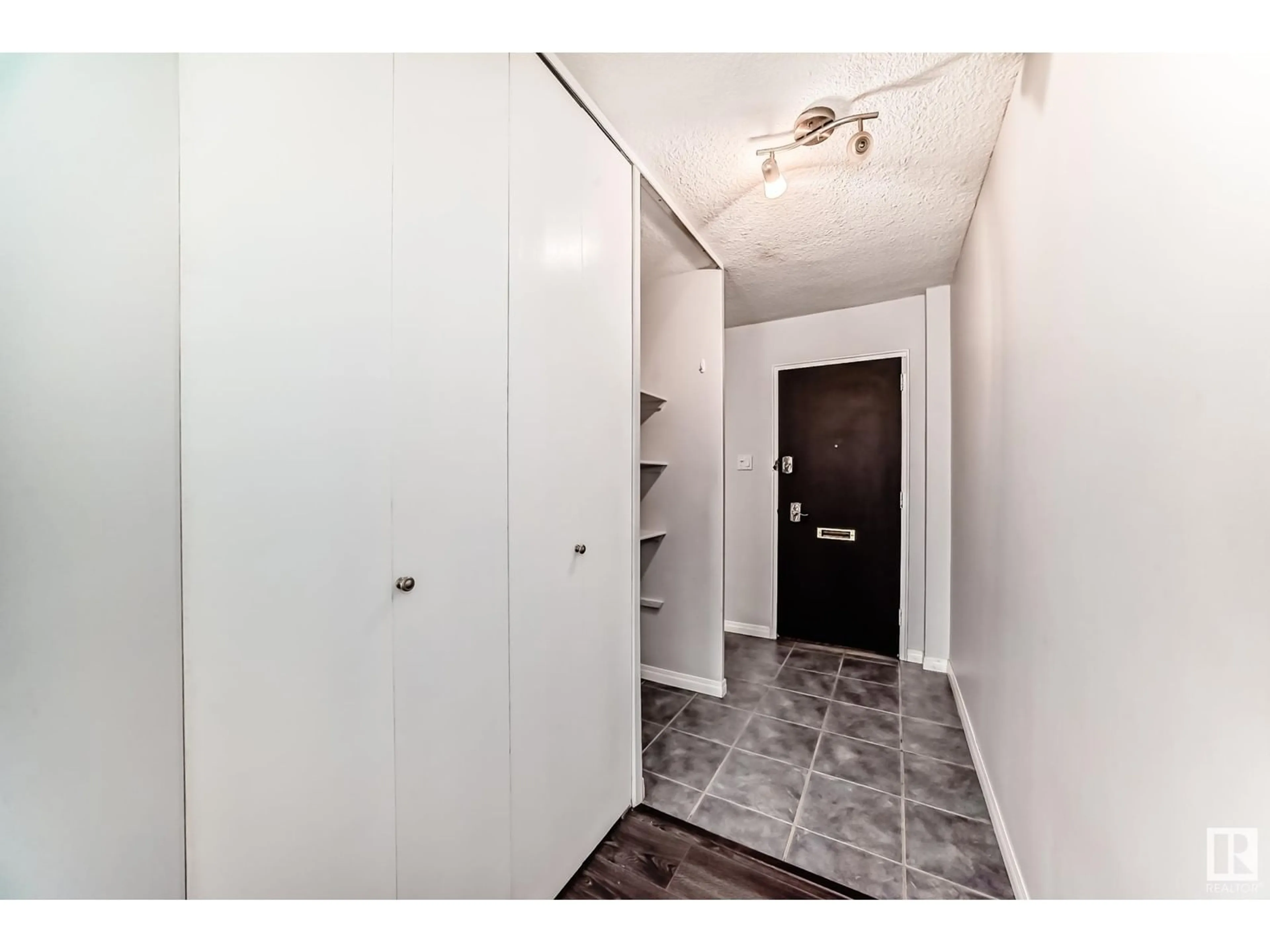 Unknown for #504 - 9940 112 ST, Edmonton Alberta T5K1L8