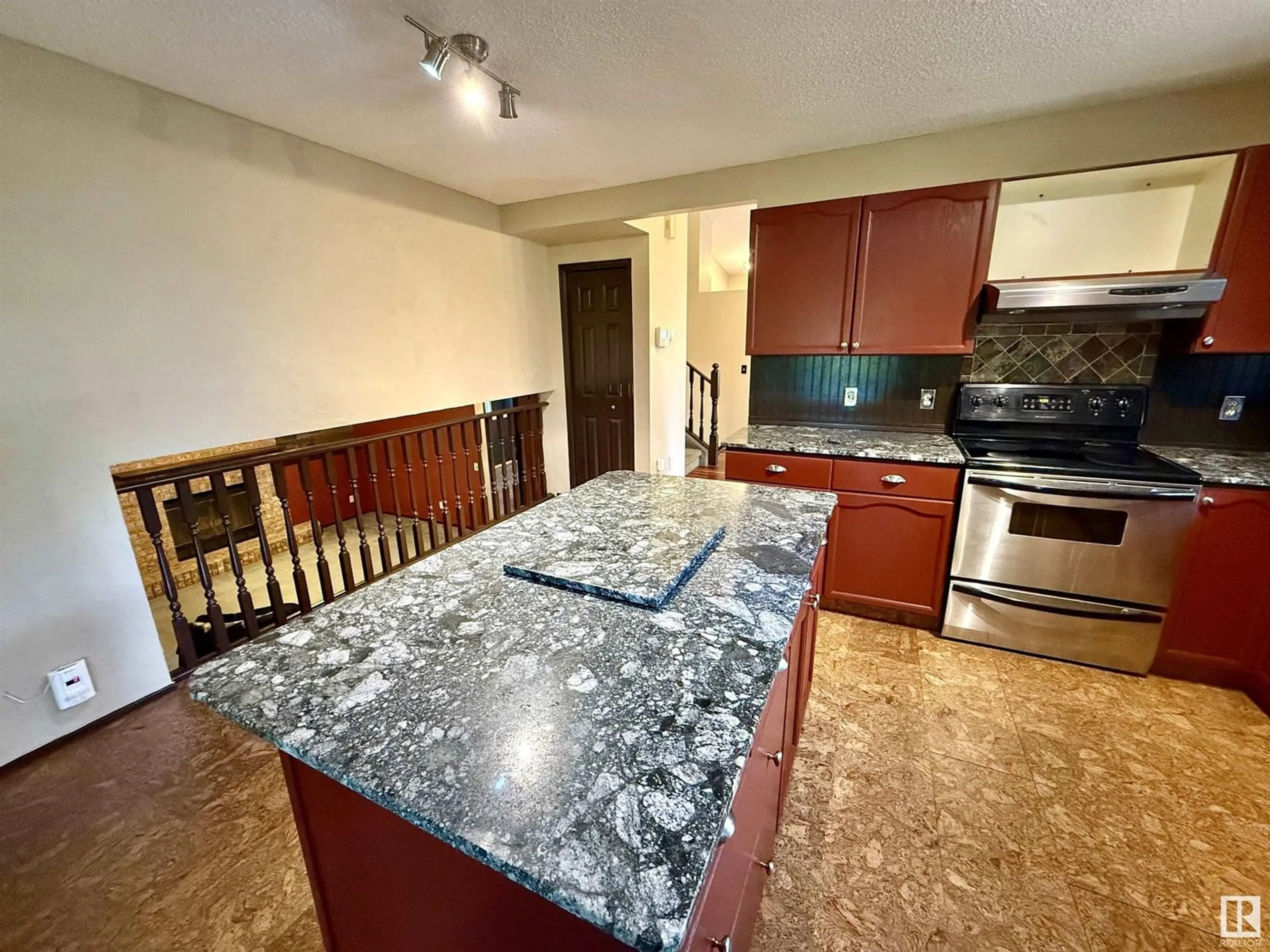 Unknown for 157 ST. ANDREWS DR, Stony Plain Alberta T7Z1K7