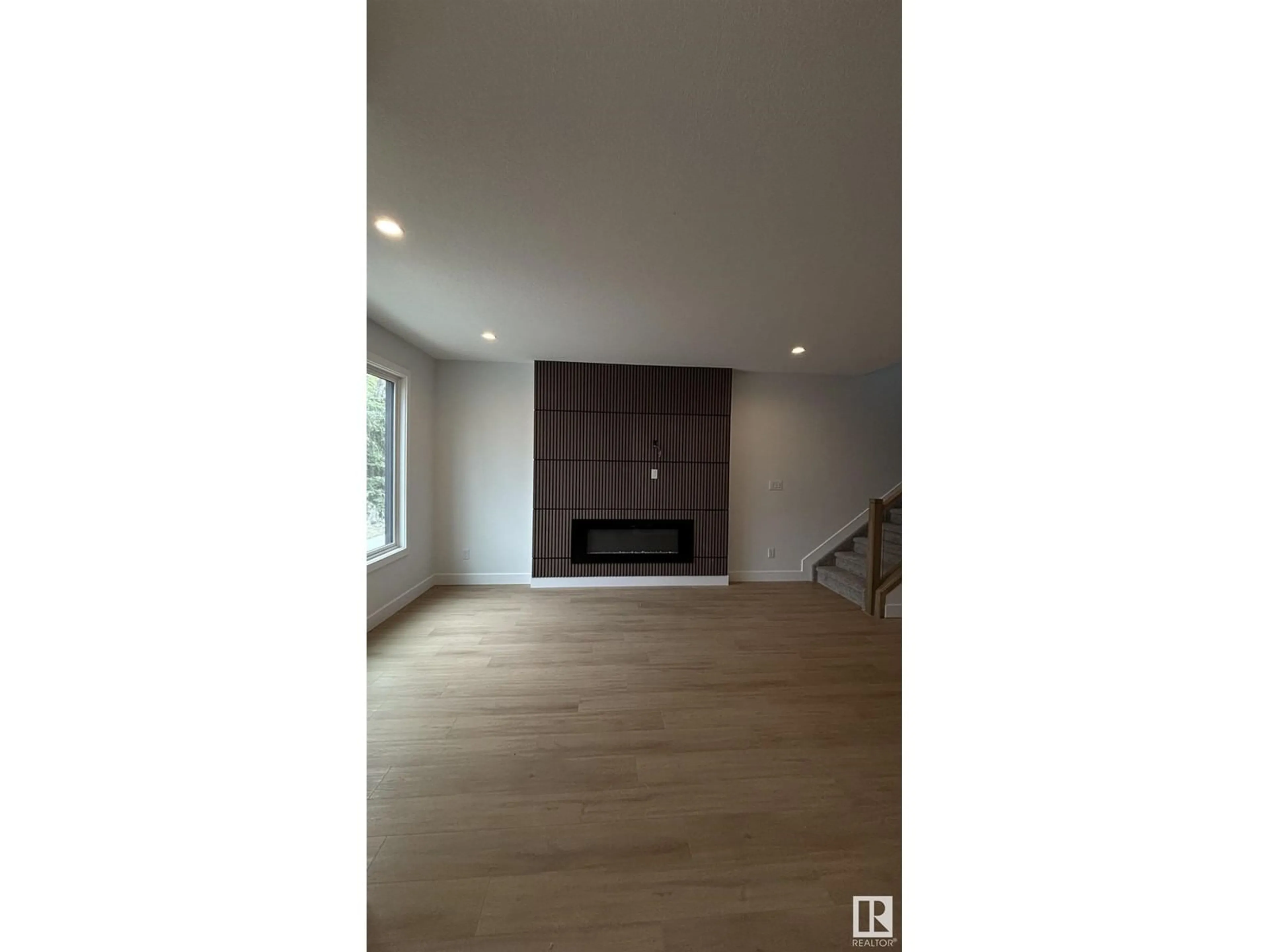 A pic of a room for E NW - 11138 126 ST, Edmonton Alberta T5M0P9