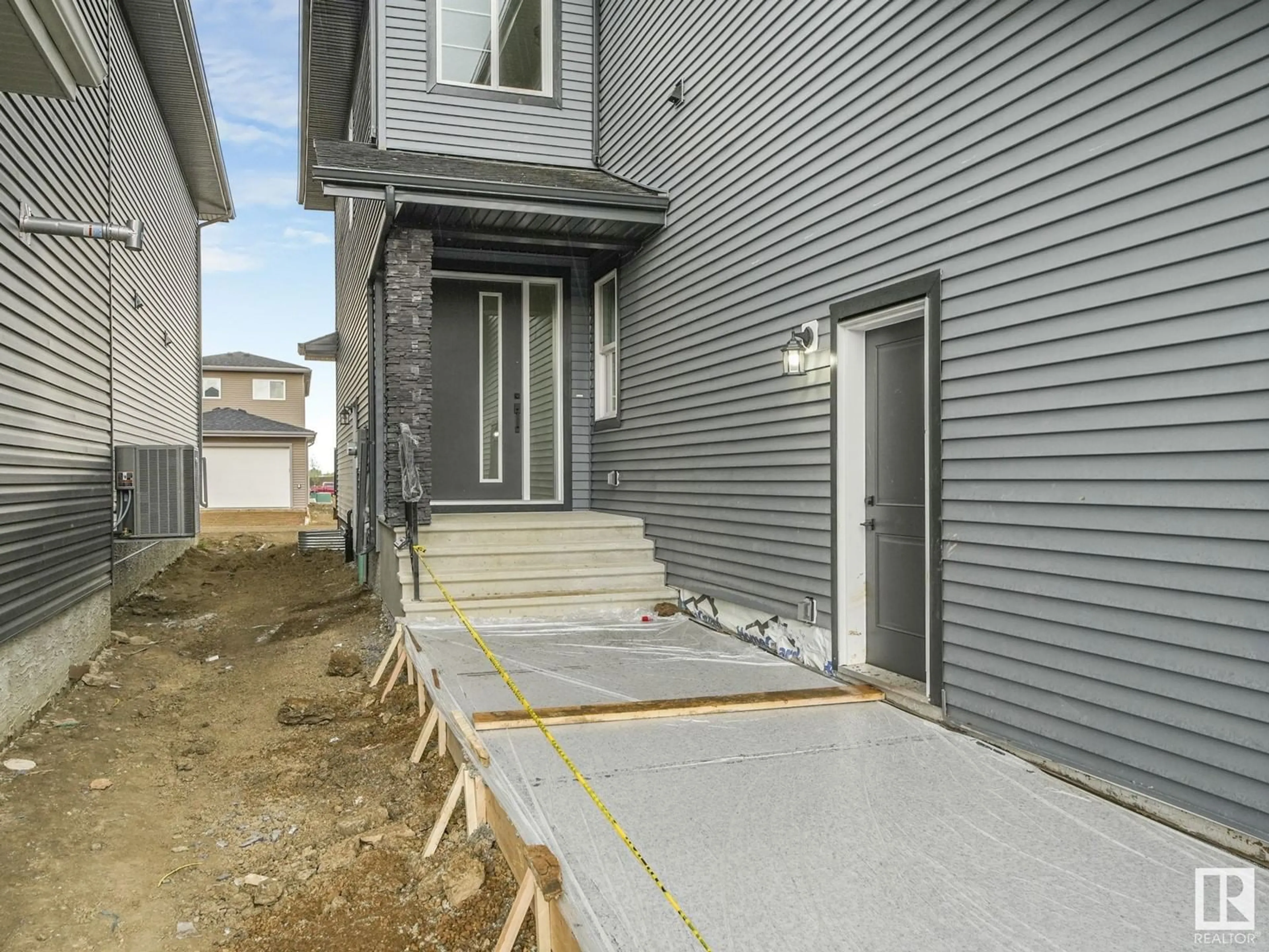Unknown for 141 CREEKSIDE LN, Leduc Alberta T9E1T1