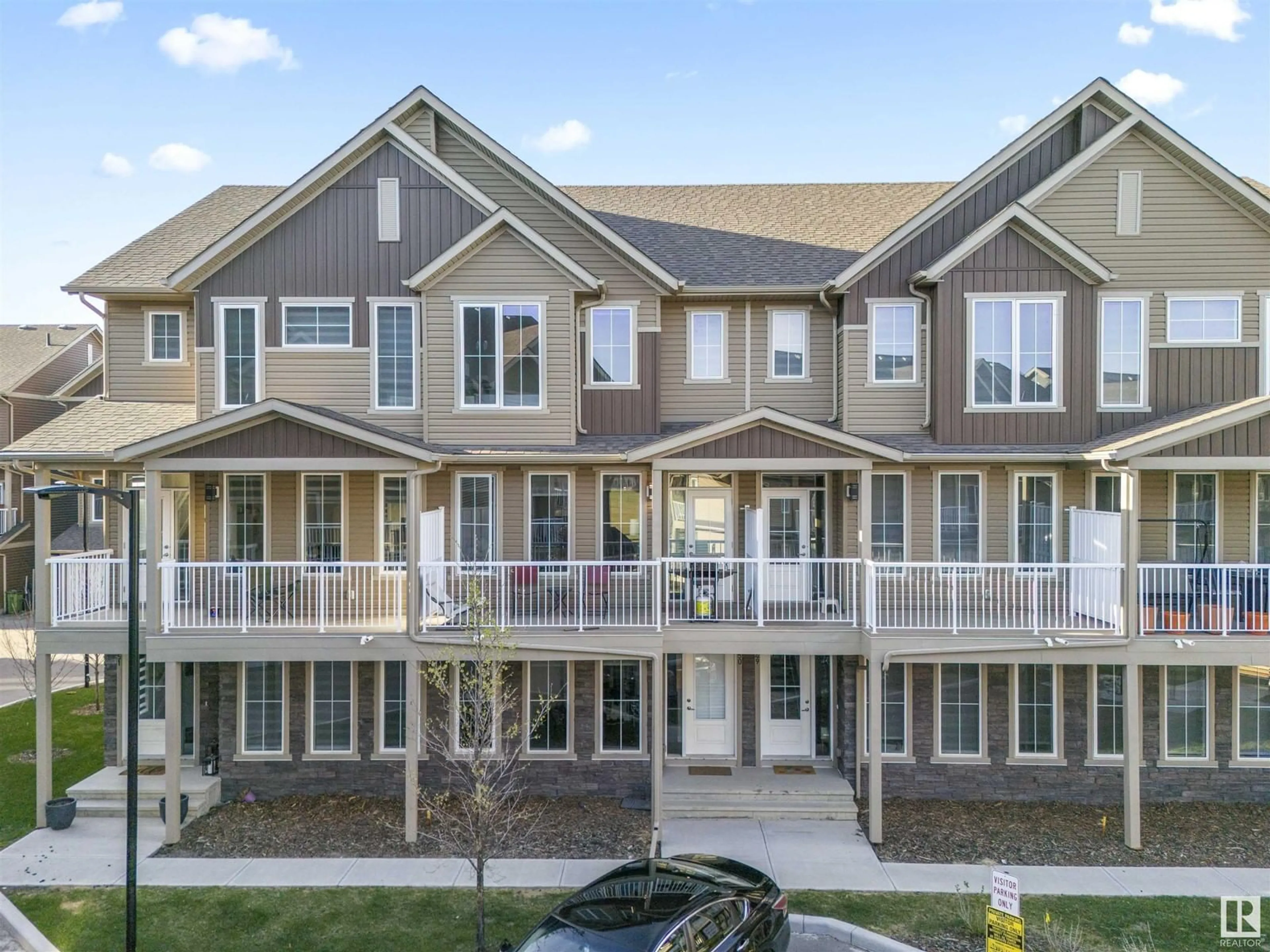A pic from outside/outdoor area/front of a property/back of a property/a pic from drone, unknown for 50 1051 GRAYDON HILL BV, Edmonton Alberta T6W3J5