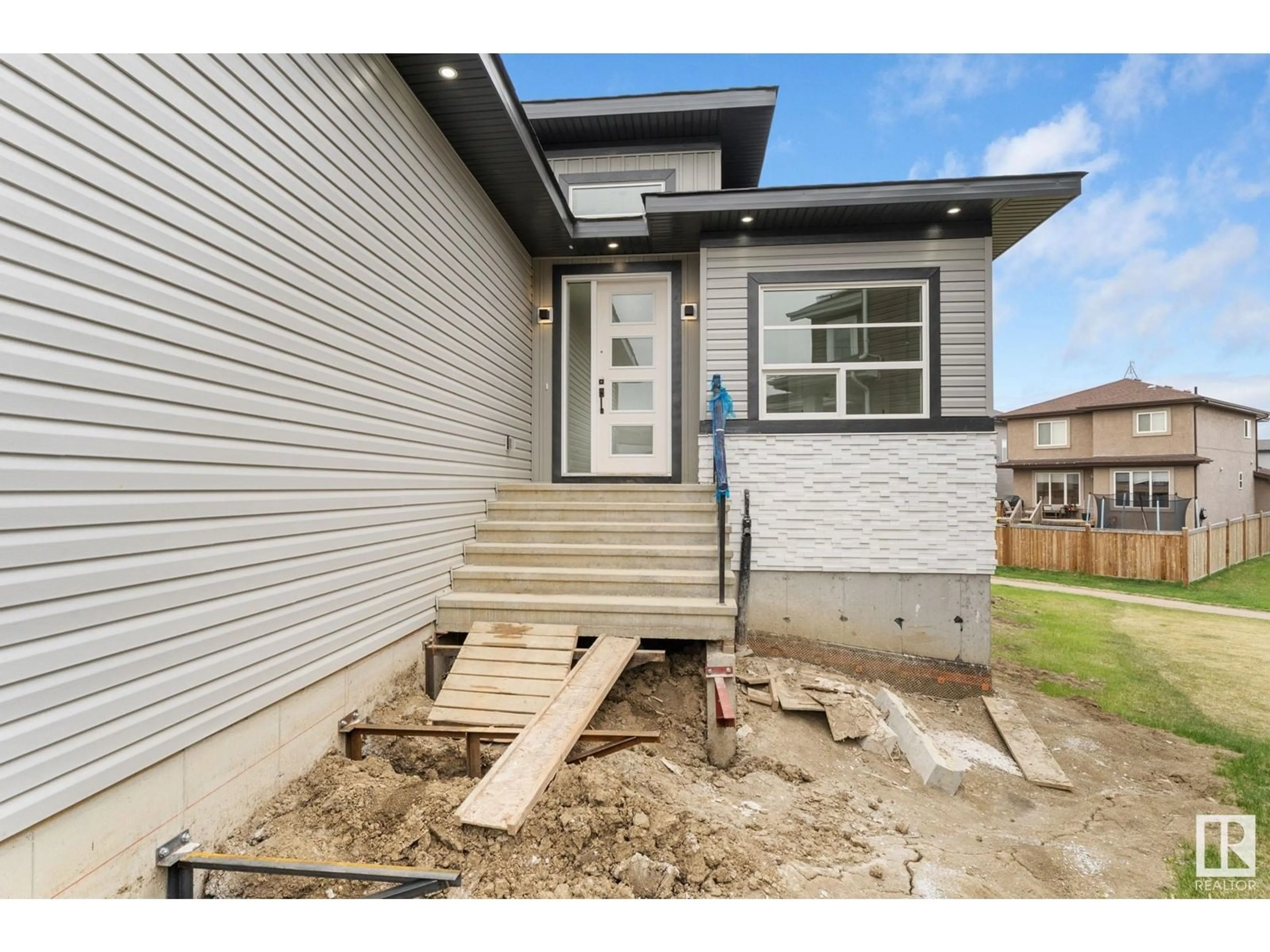 Unknown for 36 SOUTHBRIDGE CR, Calmar Alberta T6L4H4