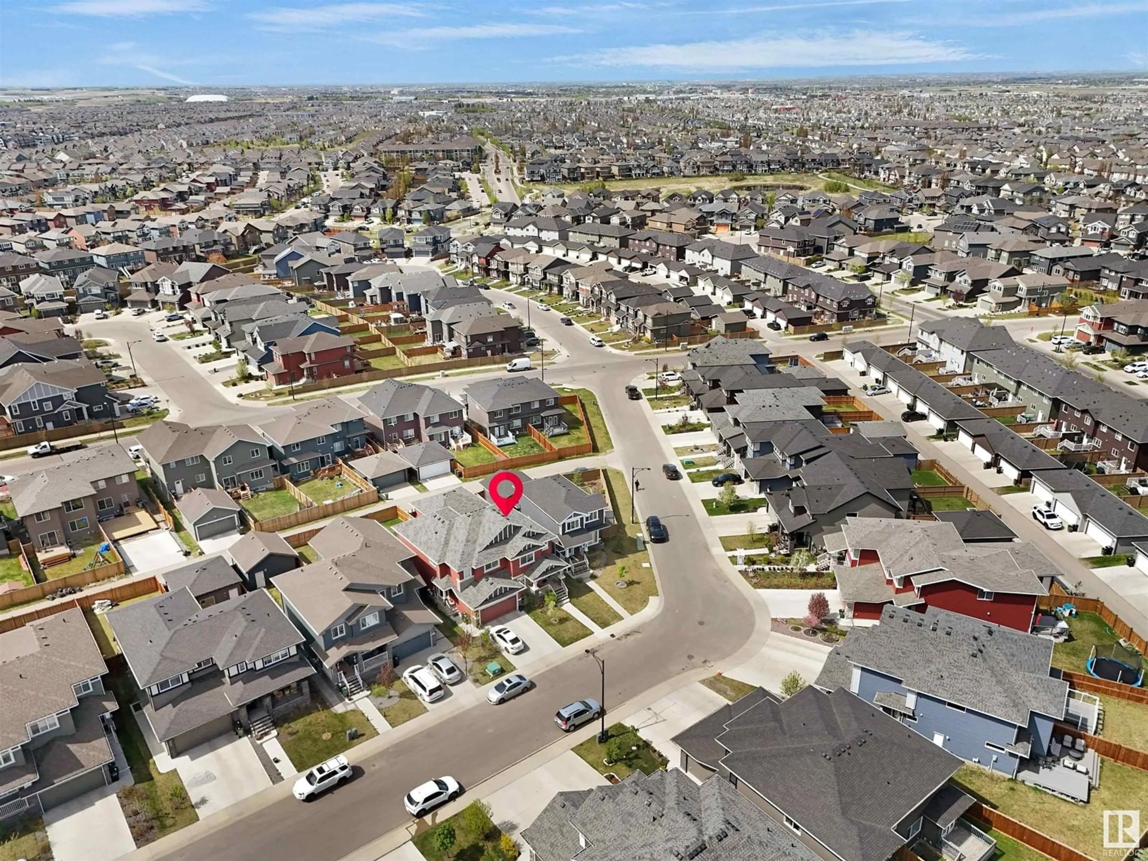A pic from outside/outdoor area/front of a property/back of a property/a pic from drone, street for 2333 WONNACOTT CR, Edmonton Alberta T6X0J4