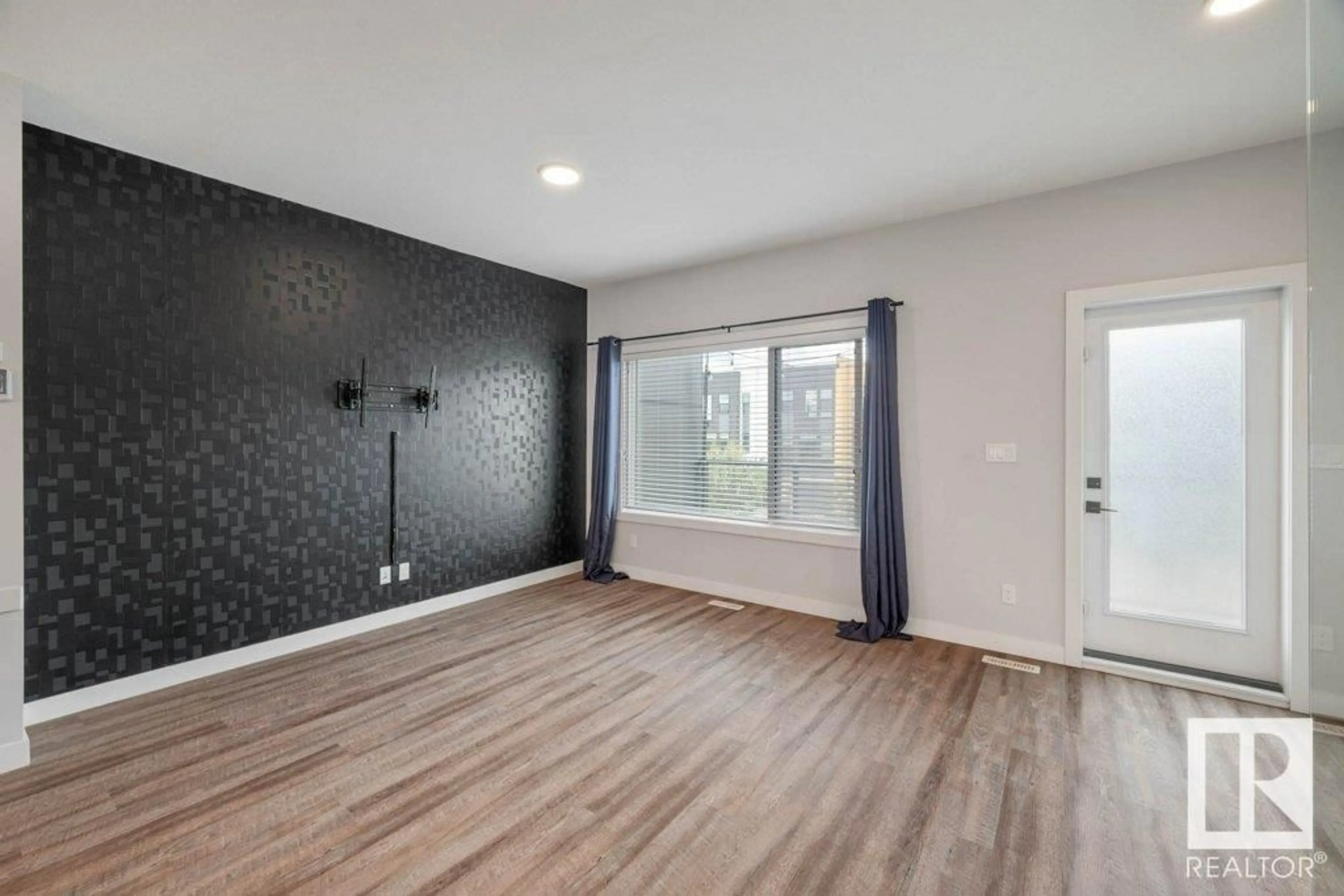 A pic of a room for SW - 1705 KEENE CR, Edmonton Alberta T6W4B6