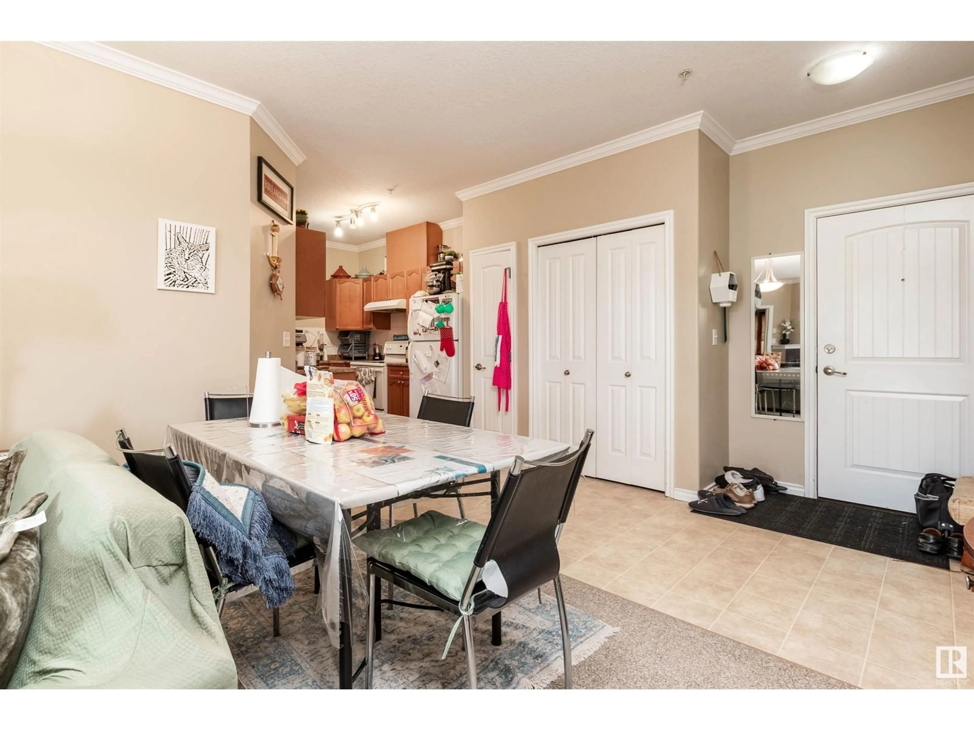 Dining room, unknown for 319 8528 82 AV NW, Edmonton Alberta T6C0Y8