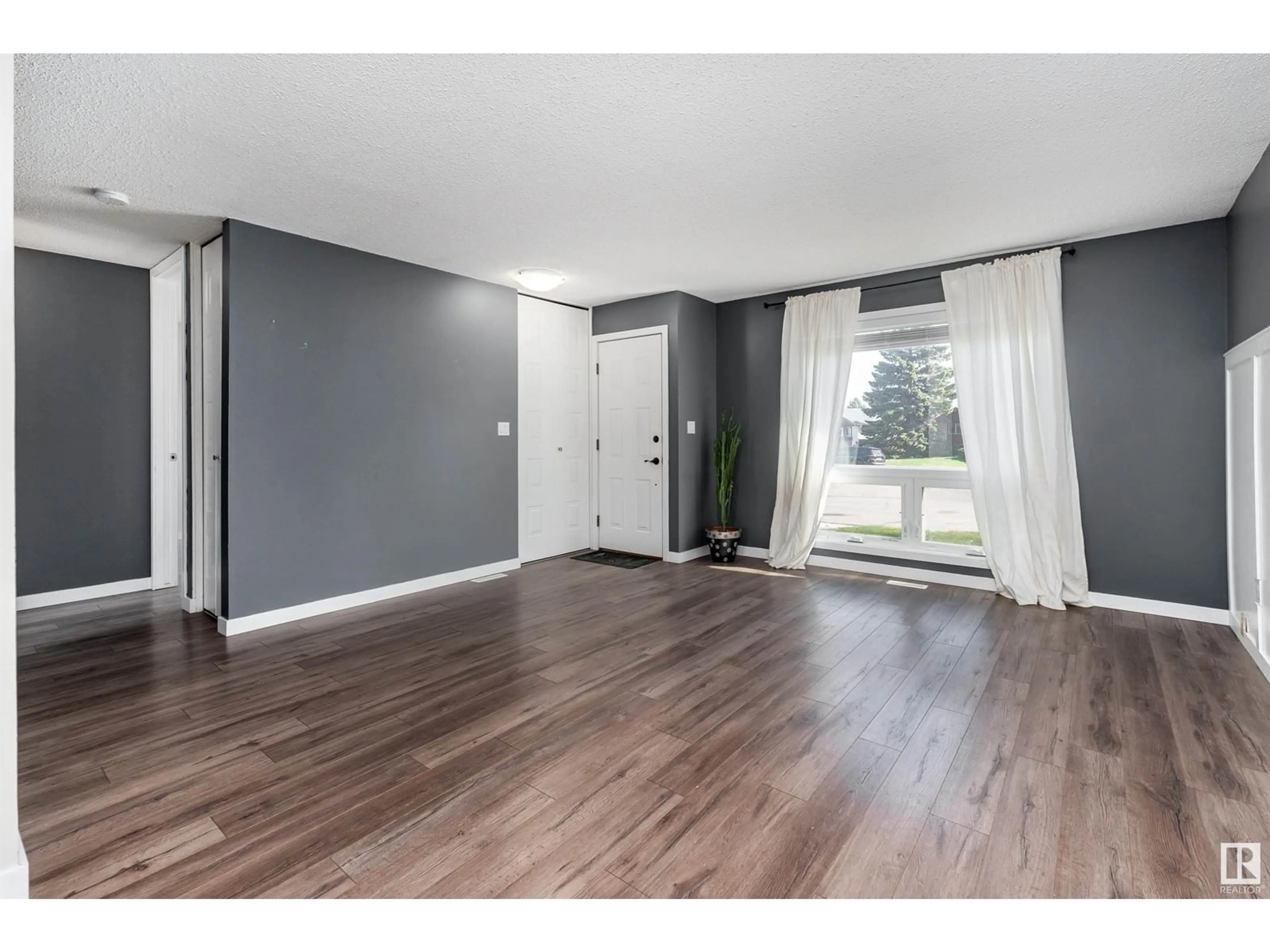 Unknown for 9206 83 ST, Fort Saskatchewan Alberta T8L3M4