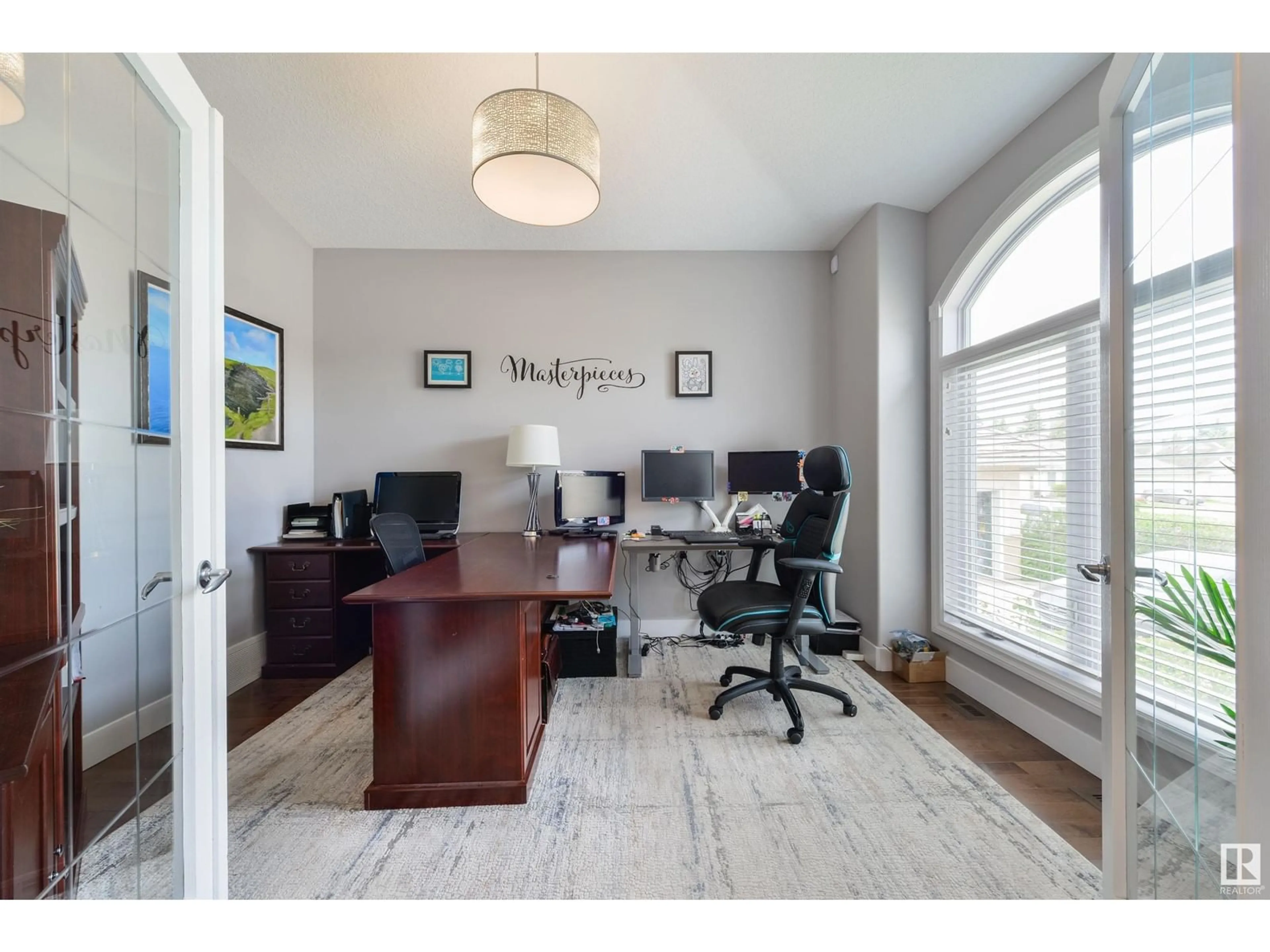 A pic of a room for 14 PRESTIGE NW, Edmonton Alberta T6M2T3