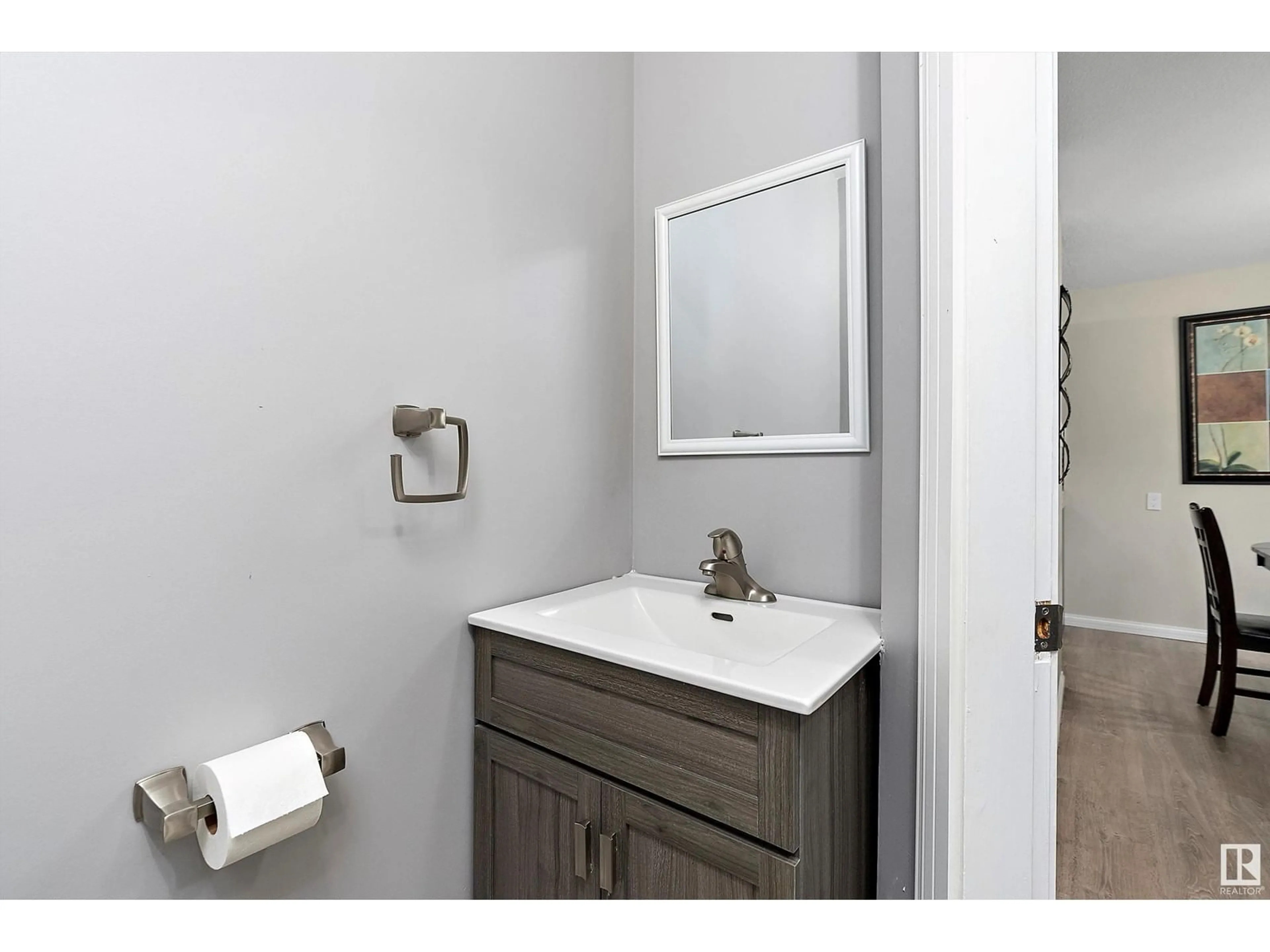 Standard bathroom, unknown for 17526 76 AV, Edmonton Alberta T5T0H8