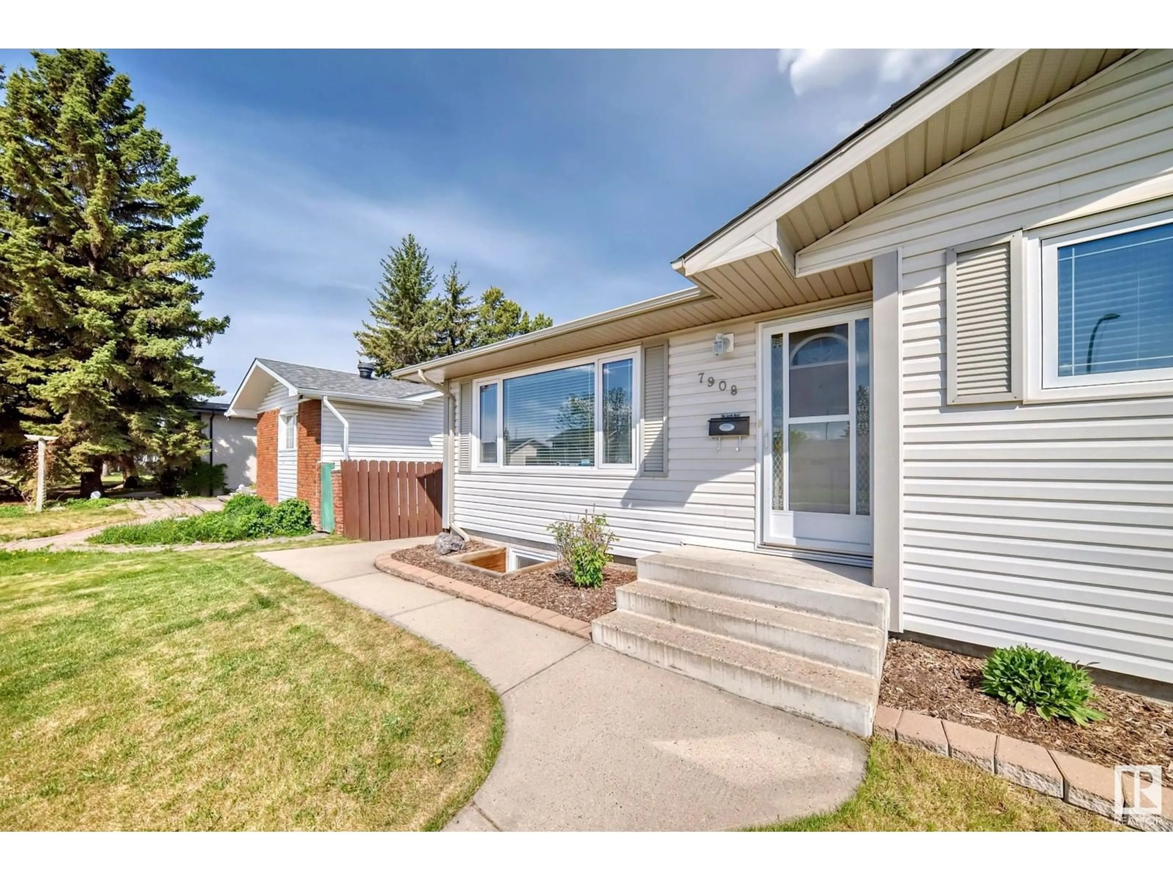 Home with vinyl exterior material, street for 7908 130A AV, Edmonton Alberta T5C1Z4