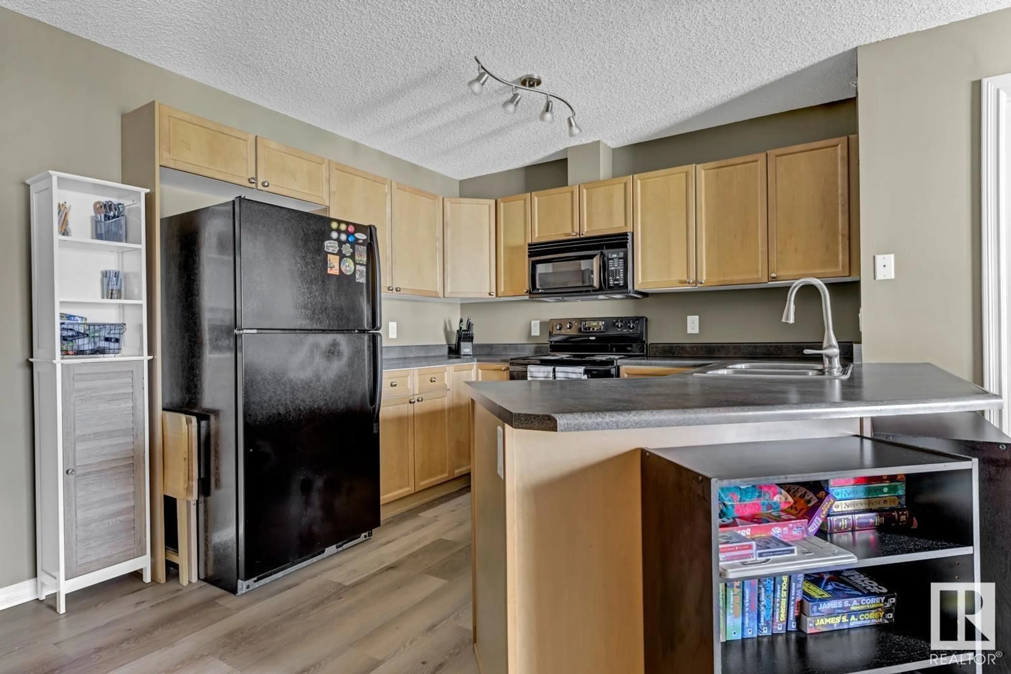 Unknown for #404 - 13710 150 AV, Edmonton Alberta T6V0B2
