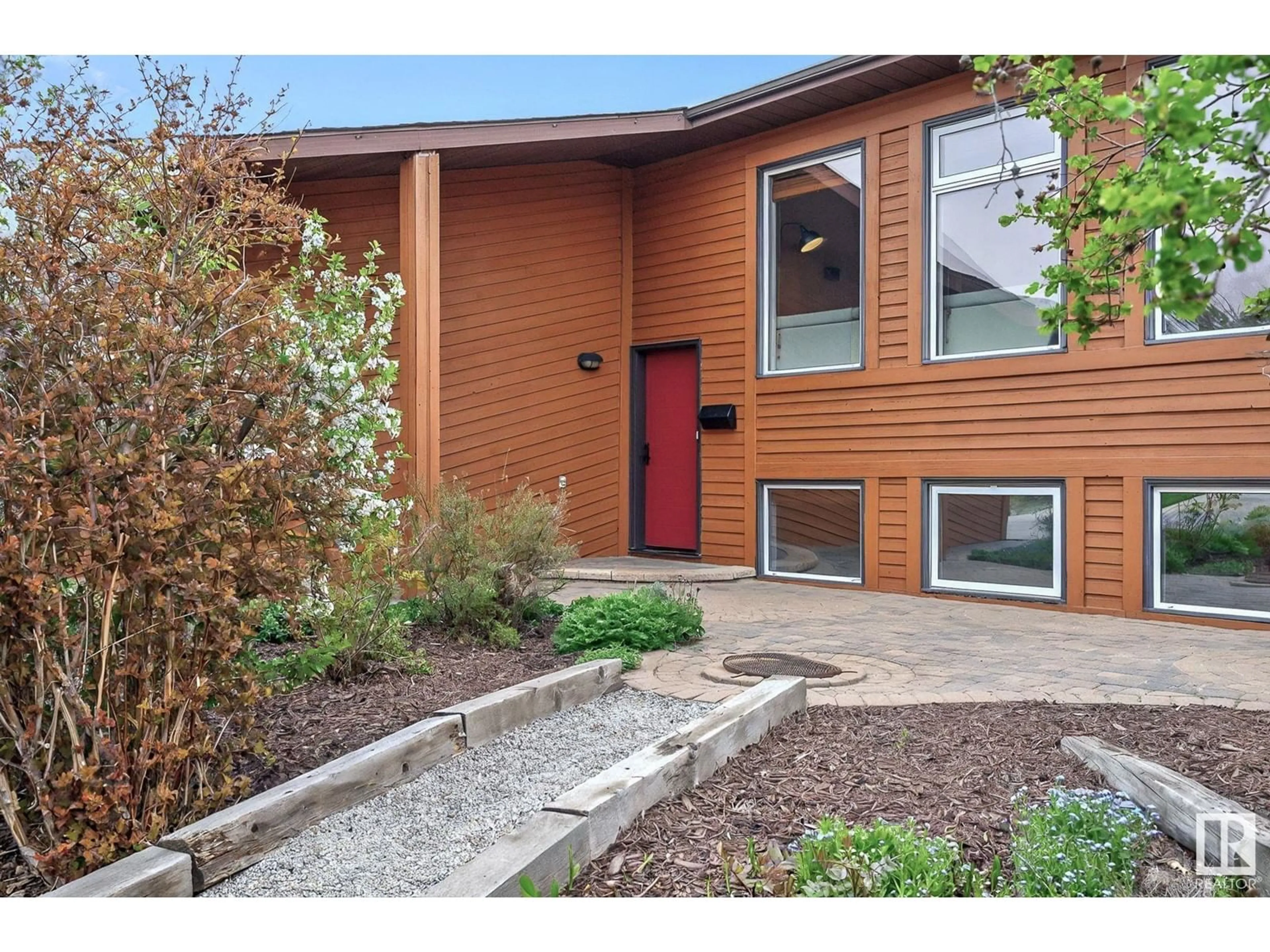 Unknown for NW - 4351 147 ST, Edmonton Alberta T6H5V3