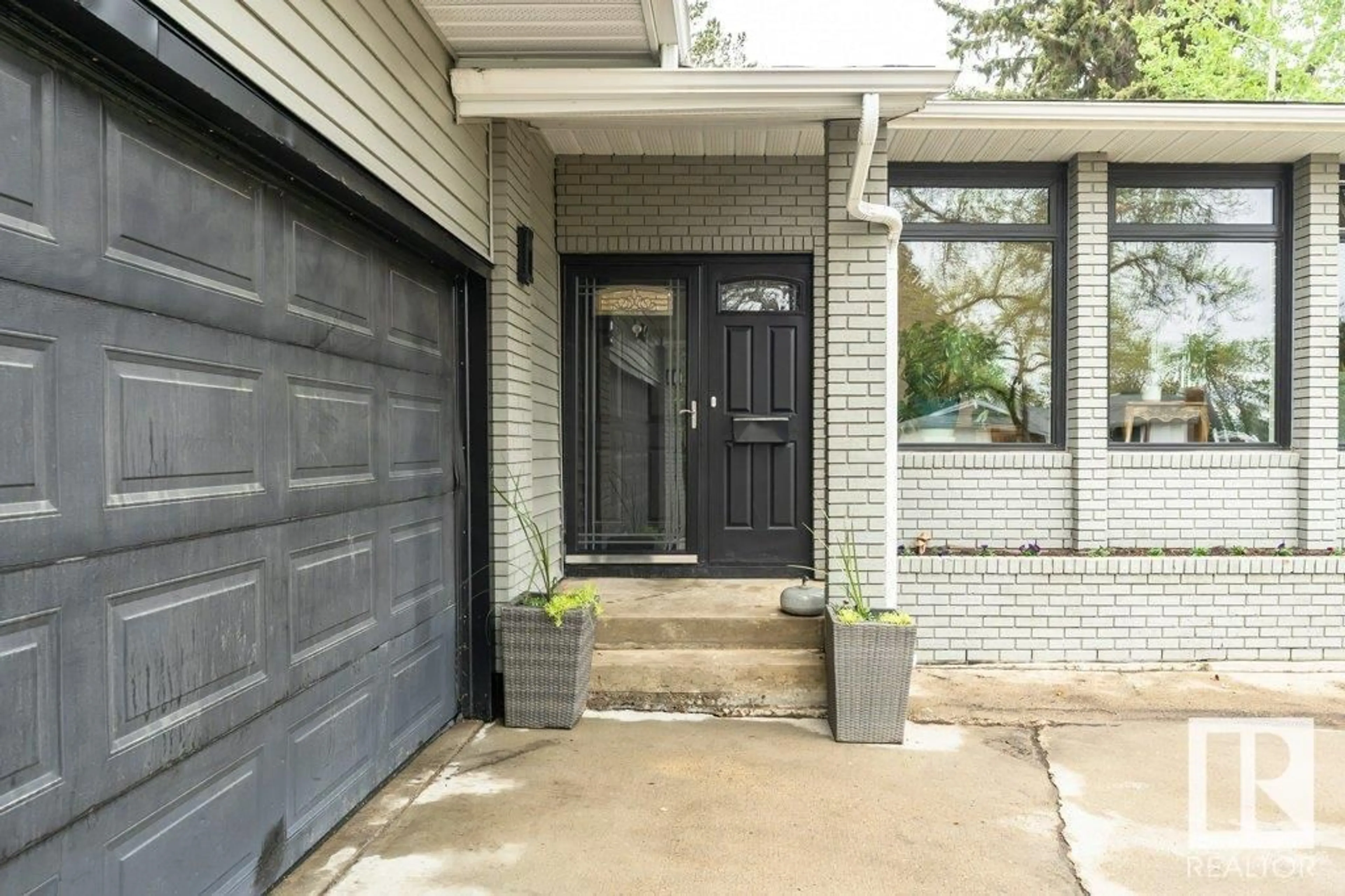 Home with brick exterior material, street for 33 GOODRIDGE DR, St. Albert Alberta T8N2A9