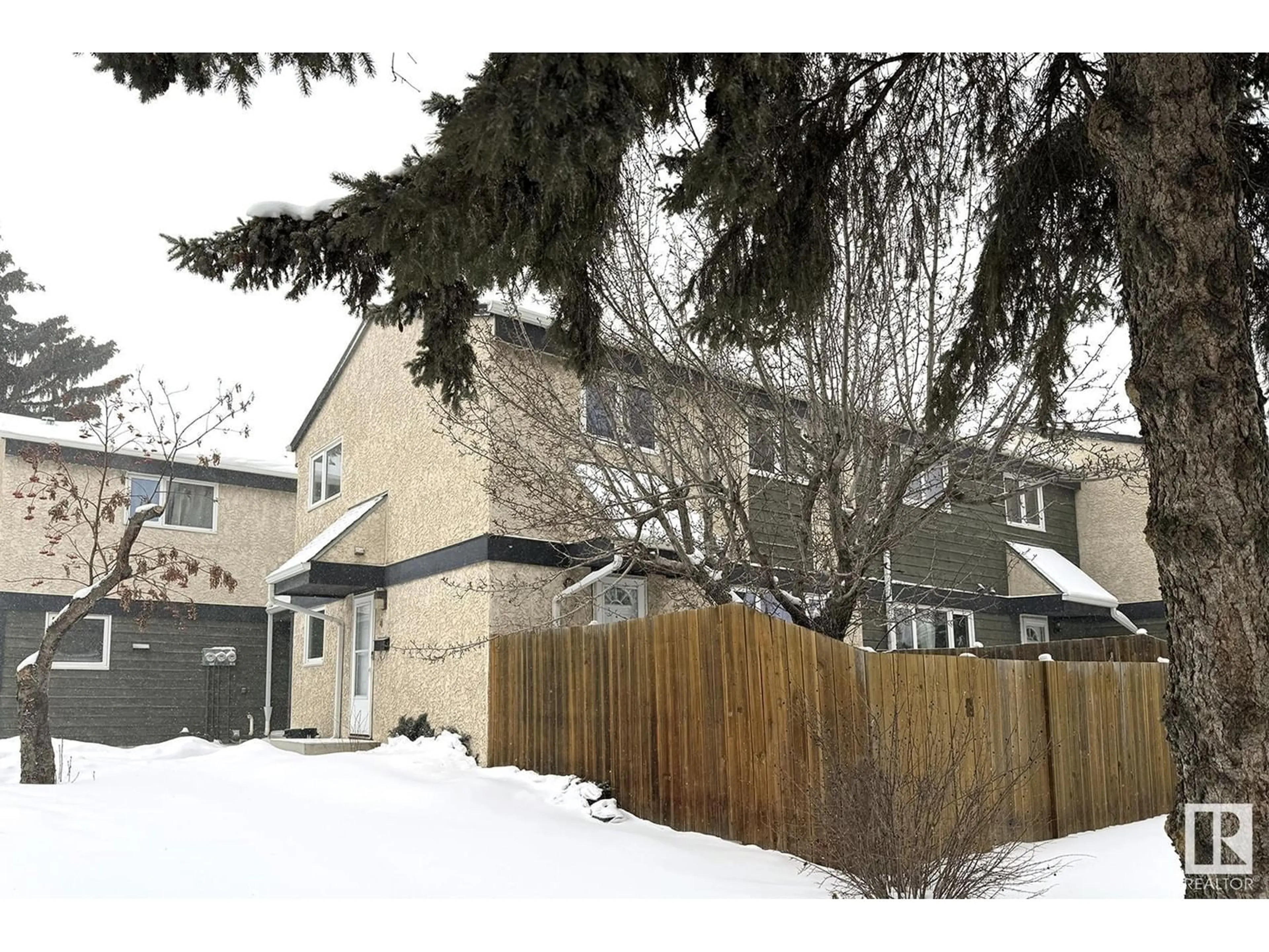 Unknown for 4 BELMEAD GARDENS GD, Edmonton Alberta T5T1J1