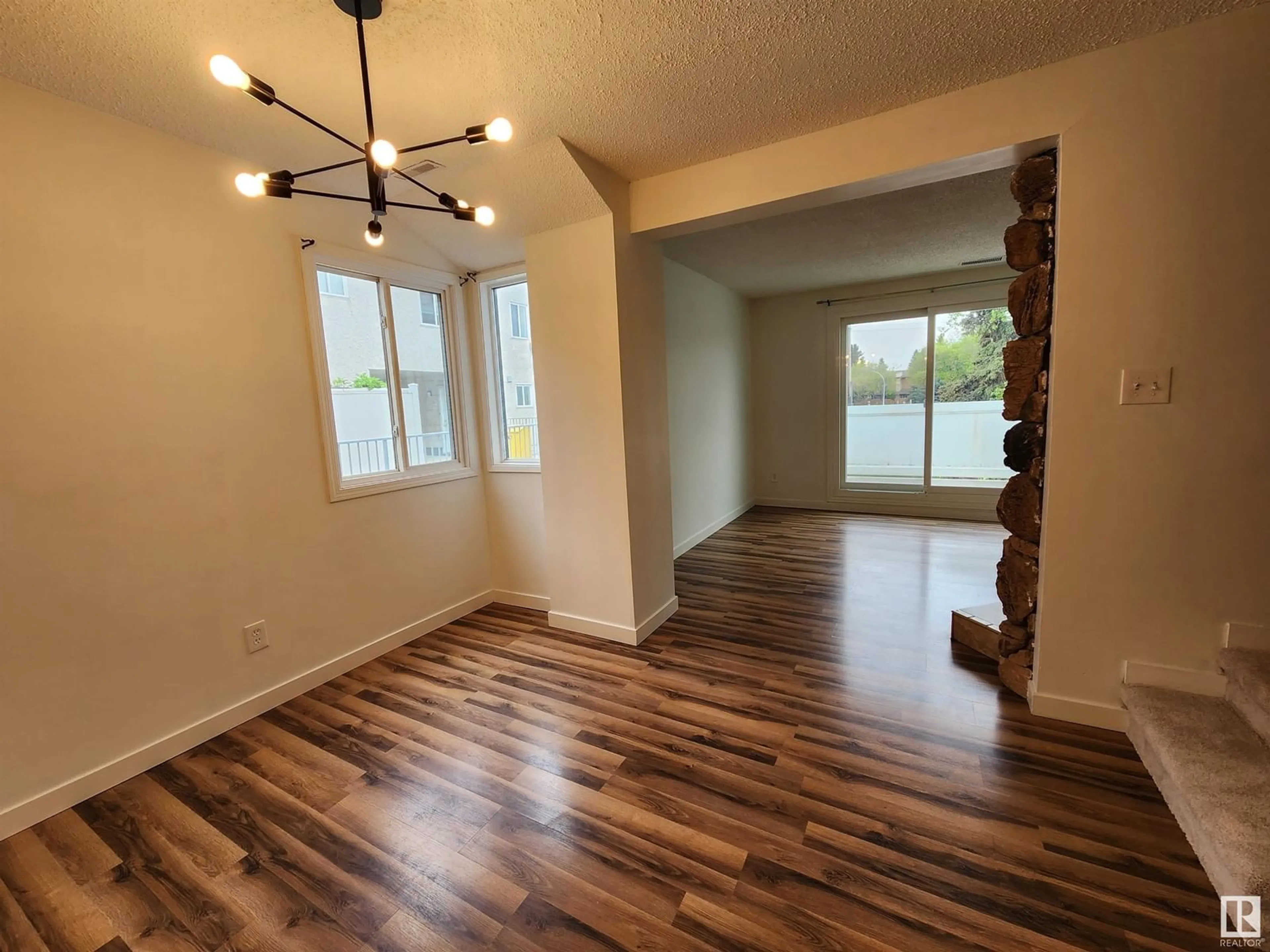 A pic of a room for 303 LANCASTER TC, Edmonton Alberta T5X5T7