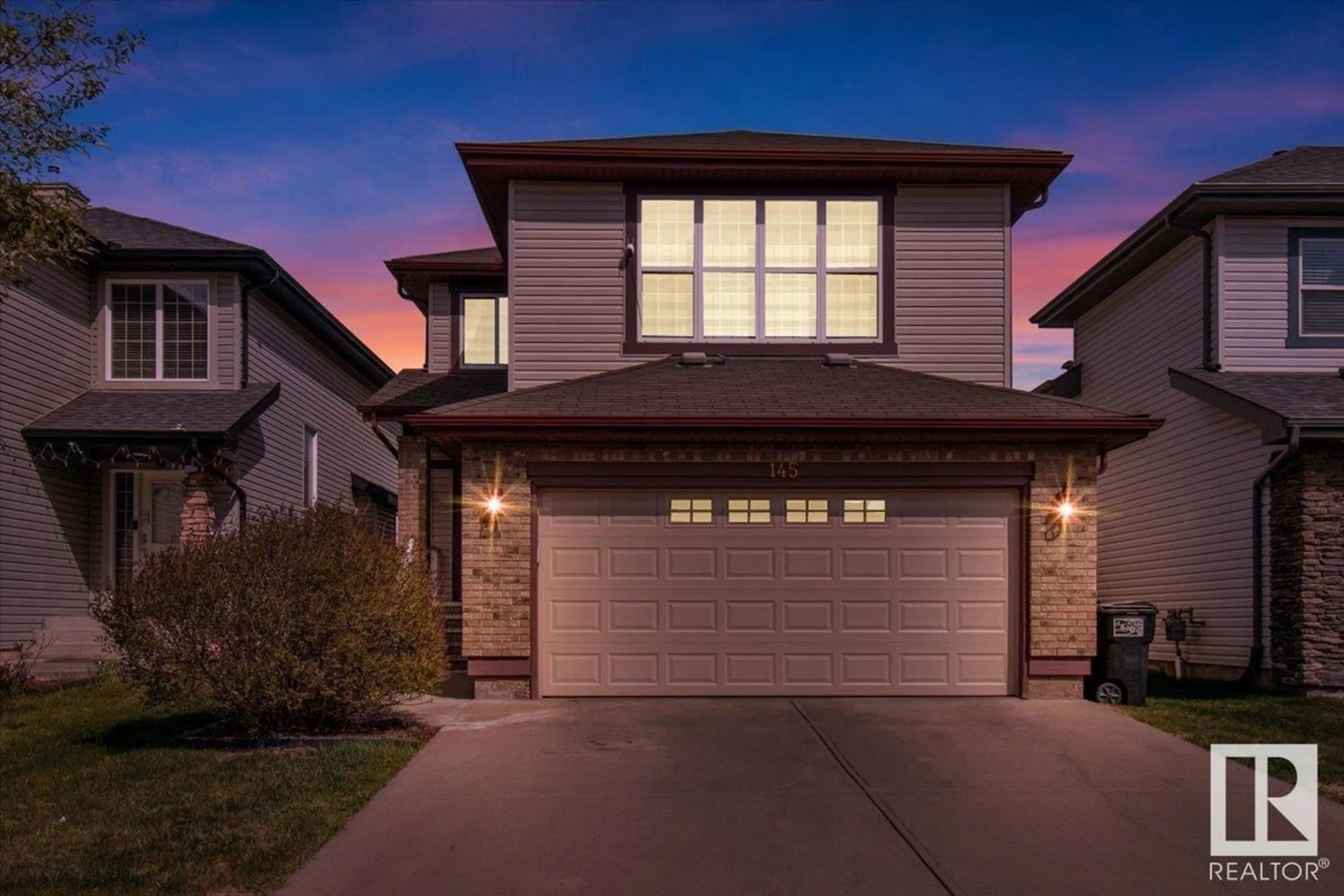 Home with vinyl exterior material, street for SW - 145 64 ST, Edmonton Alberta T6X0B6