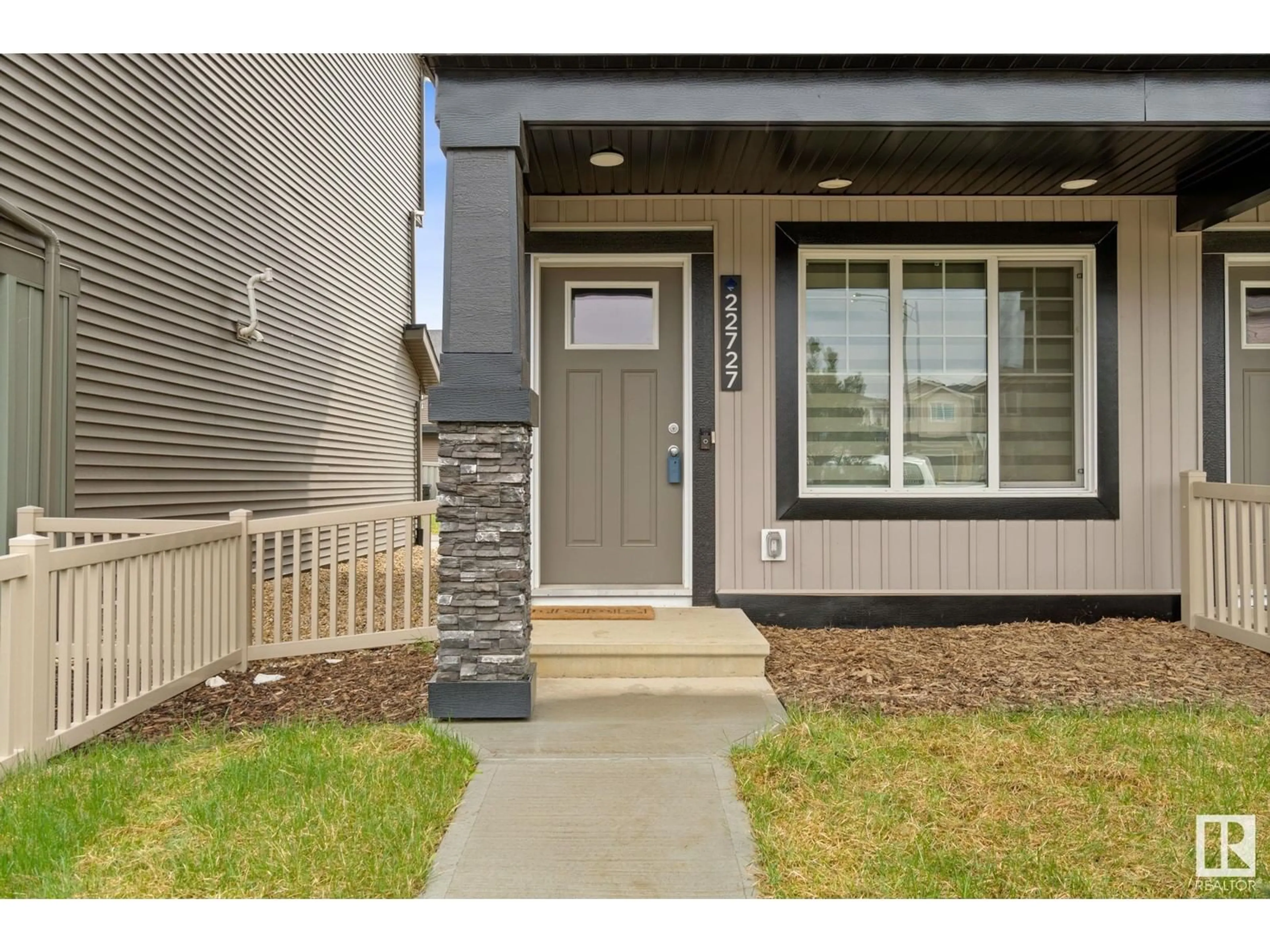 Unknown for NW - 22727 84 AV, Edmonton Alberta T5T4B4