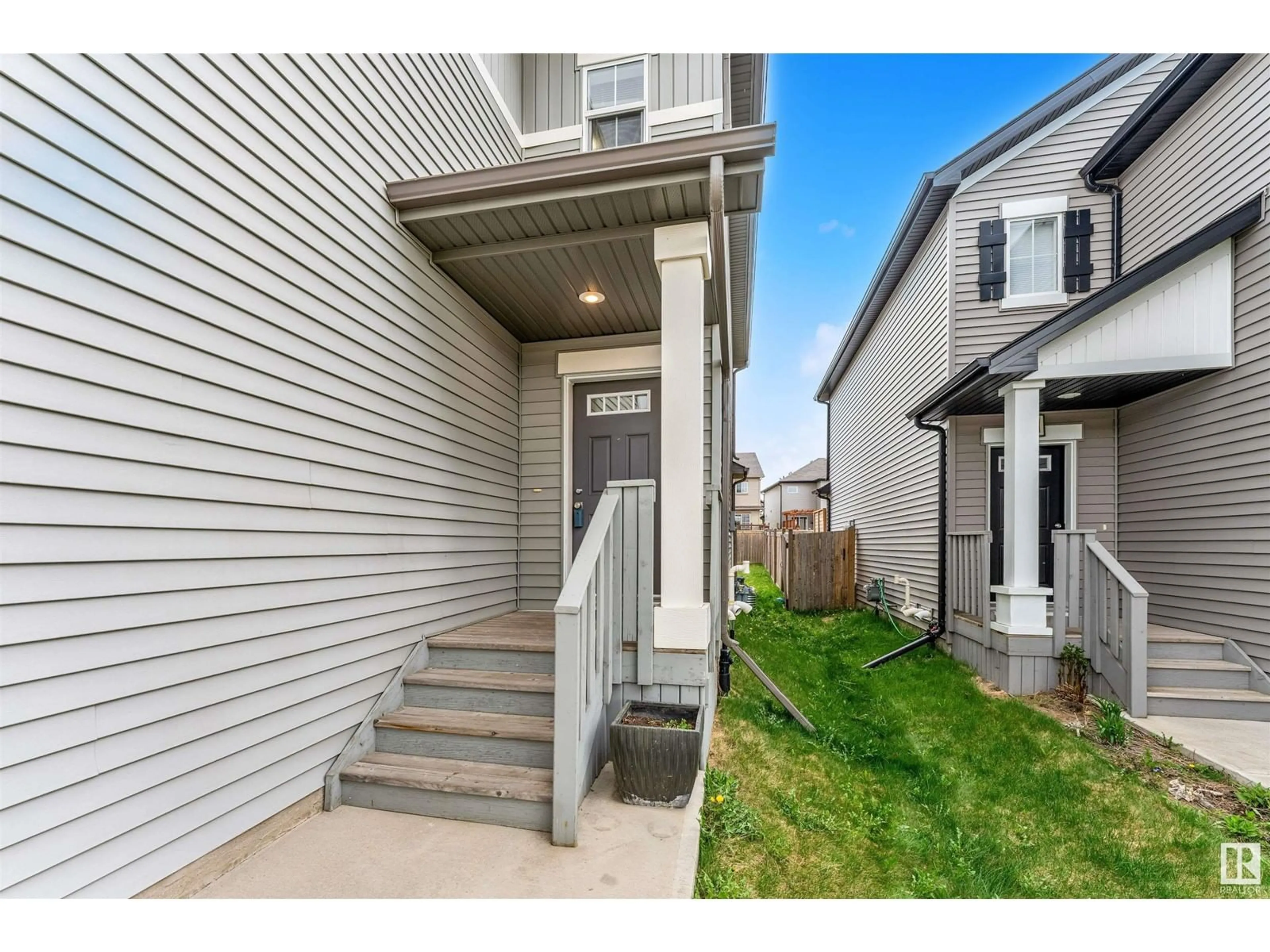 Unknown for 5309 14 AV SW, Edmonton Alberta T6X1S2