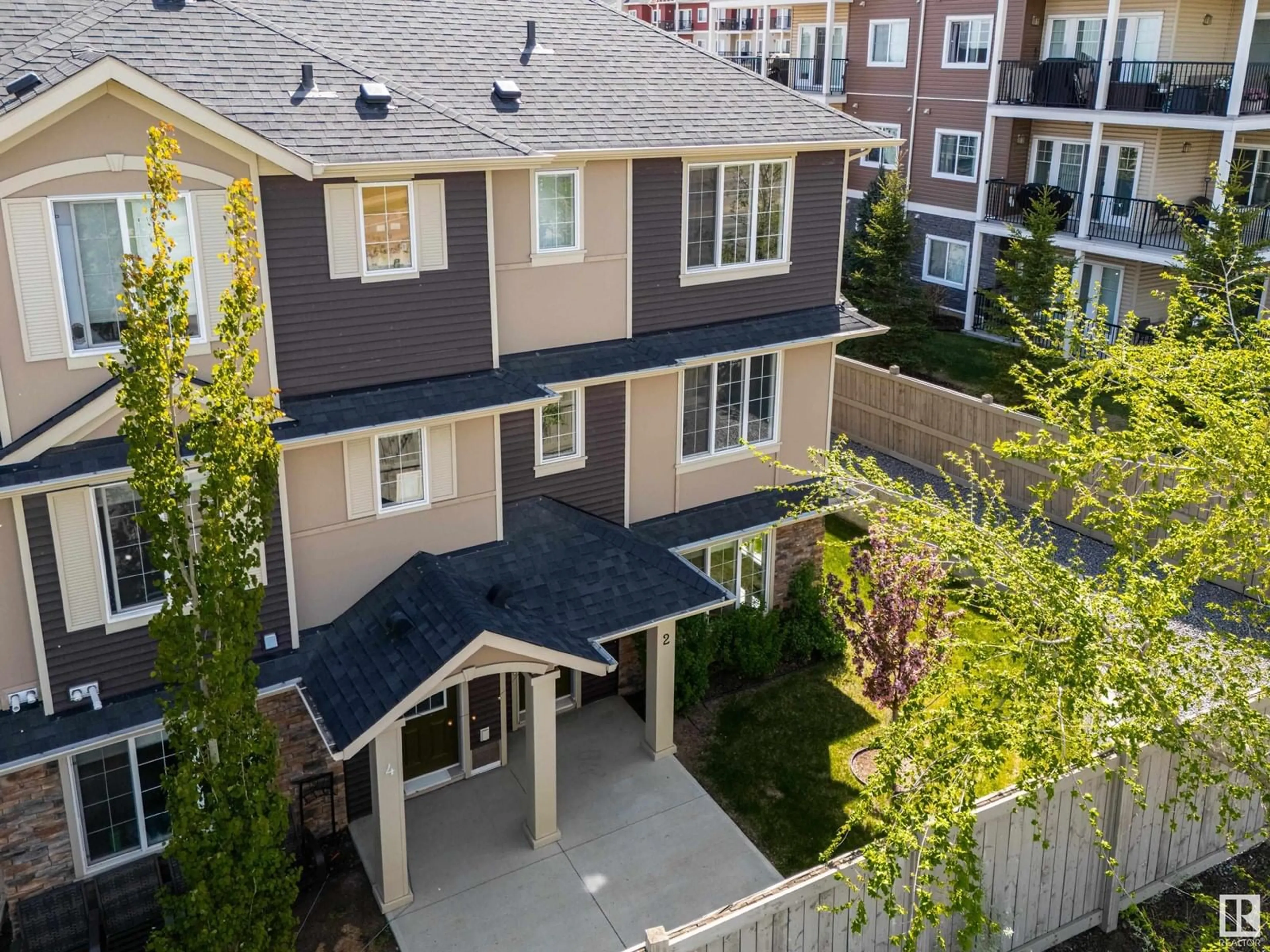 A pic from outside/outdoor area/front of a property/back of a property/a pic from drone, unknown for #2 - 20 AUGUSTINE CR, Sherwood Park Alberta T8H0Z8