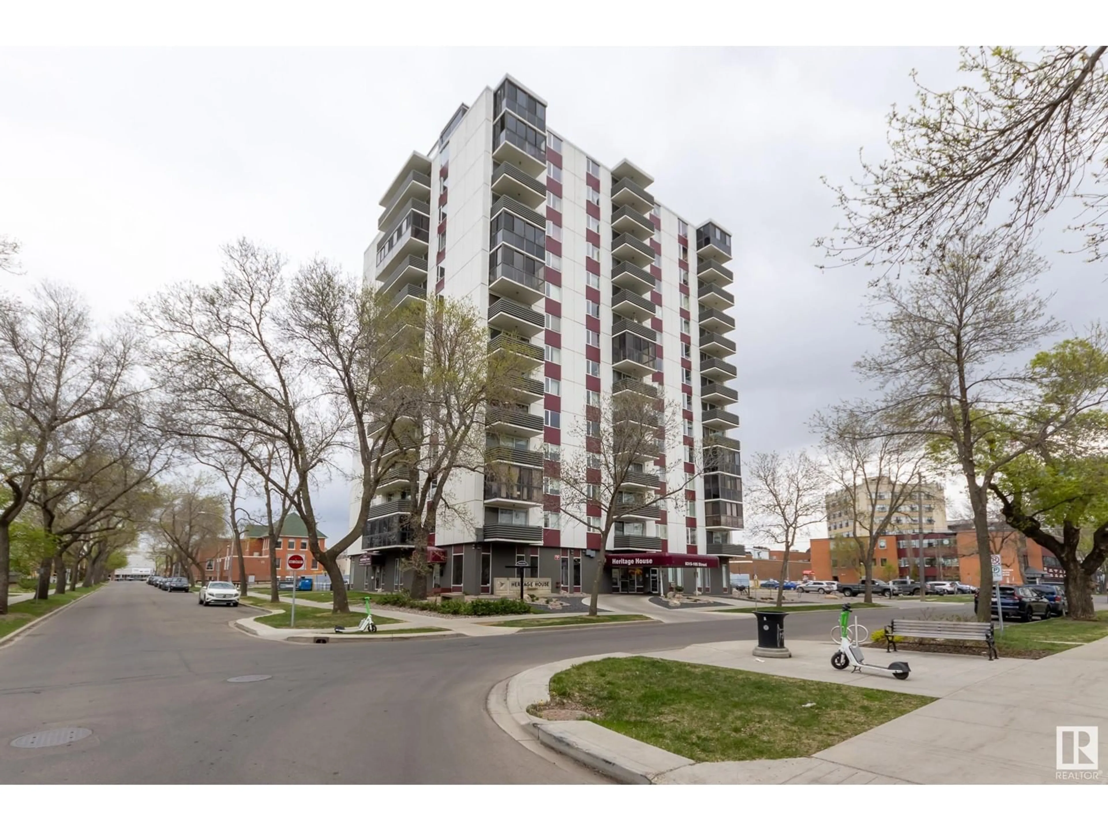 Unknown for 8315 - 1201 105 ST, Edmonton Alberta T6E4H4