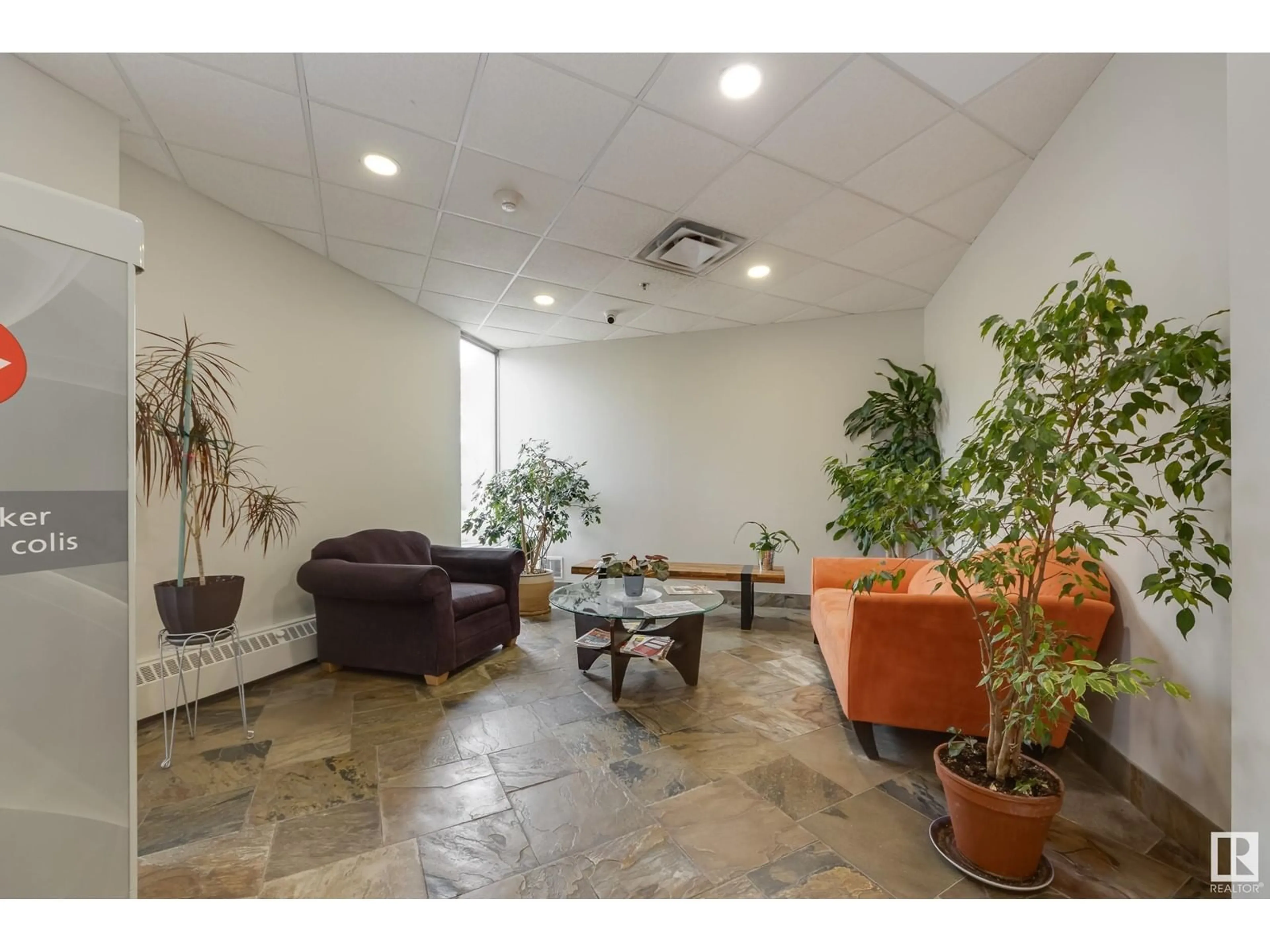 Lobby for 8315 - 1201 105 ST, Edmonton Alberta T6E4H4