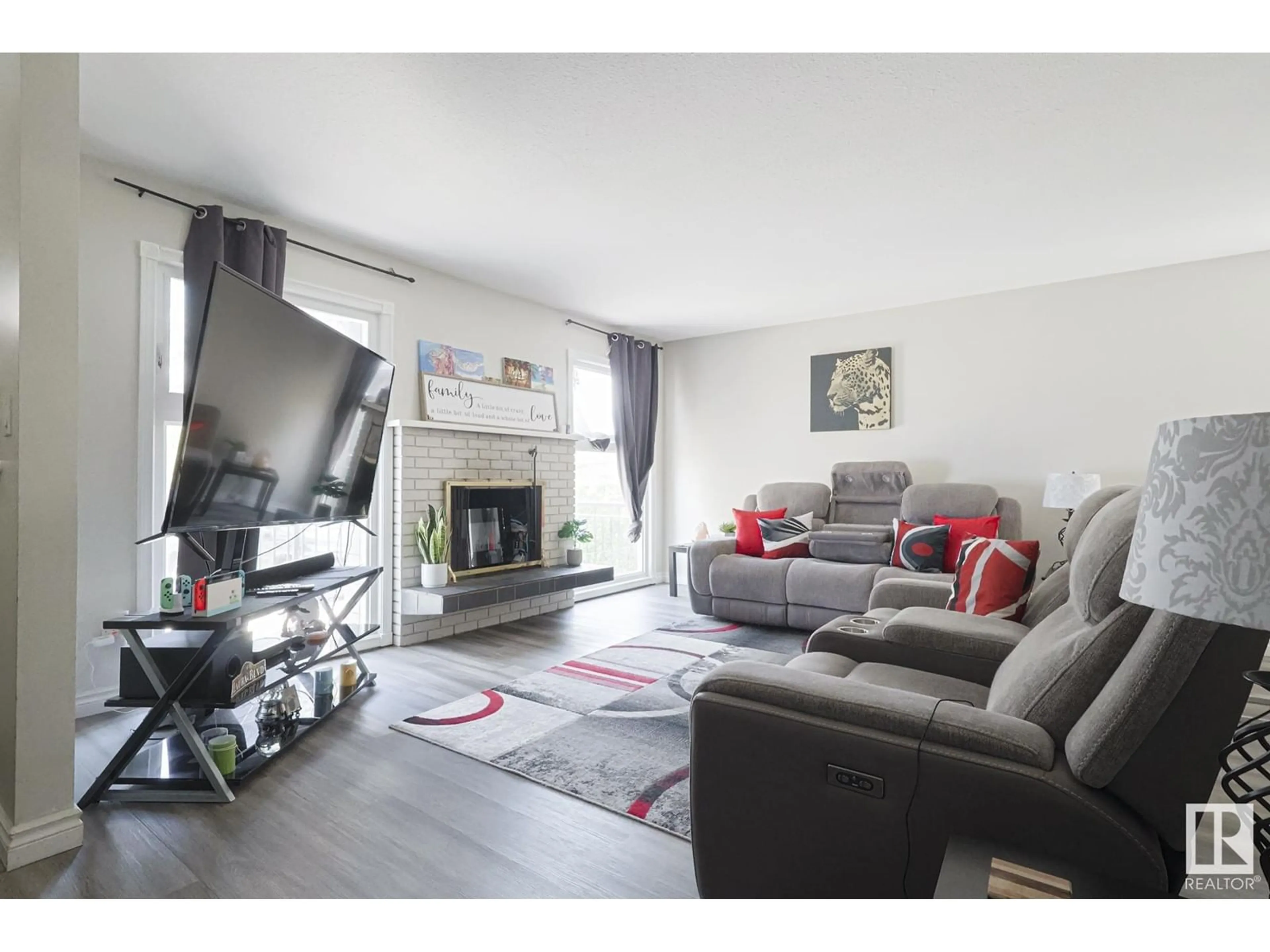 Living room with furniture, unknown for 9 MICHENER PL, St. Albert Alberta T8N1L6