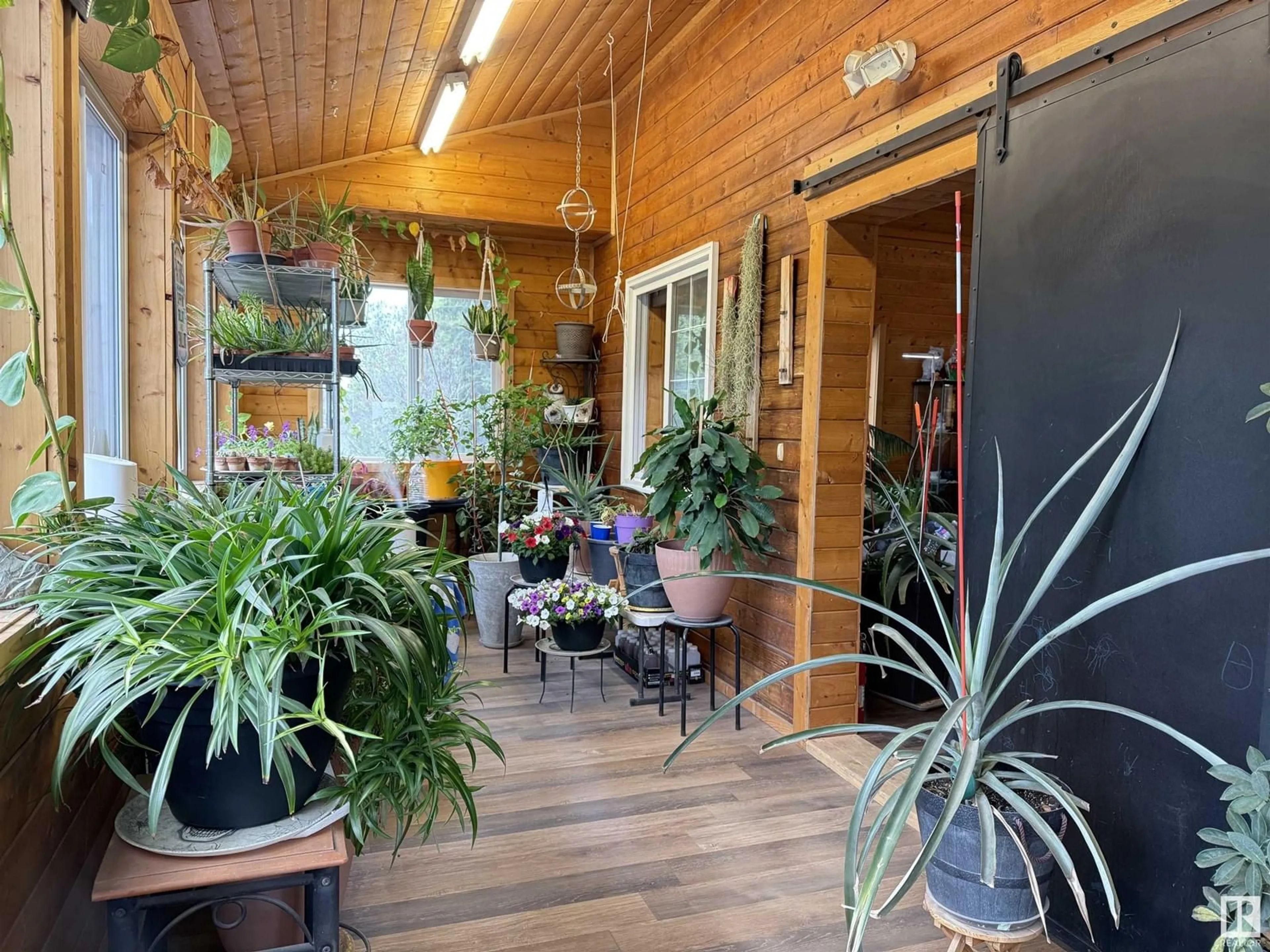 Patio, street for 54115 HWY 44, Rural Sturgeon County Alberta T8T0J6
