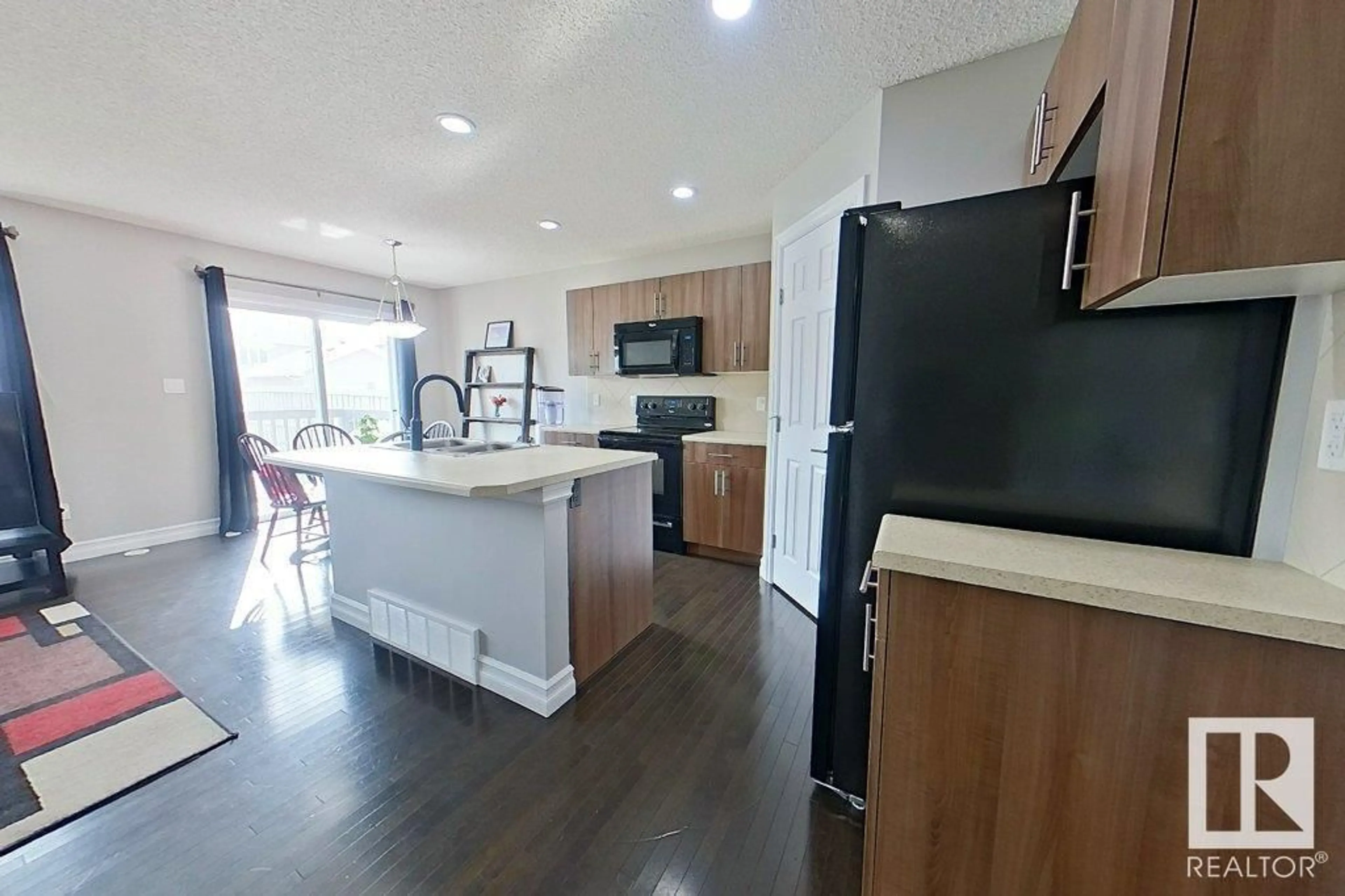 Open concept kitchen, unknown for 6853 CARDINAL LINK LI, Edmonton Alberta T6W1Z1