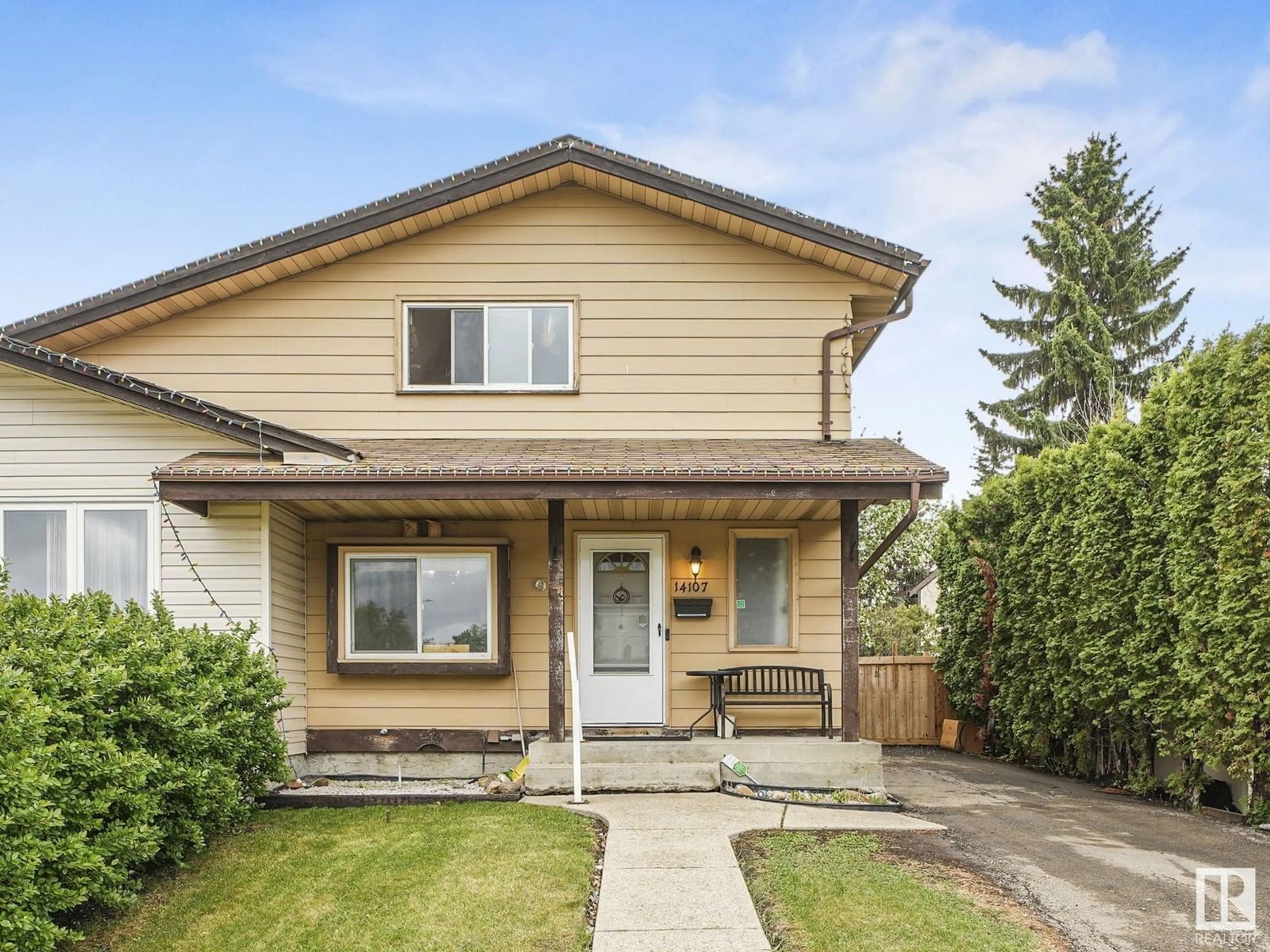 Home with vinyl exterior material, street for NW - 14107 30 ST, Edmonton Alberta T5Y1M6