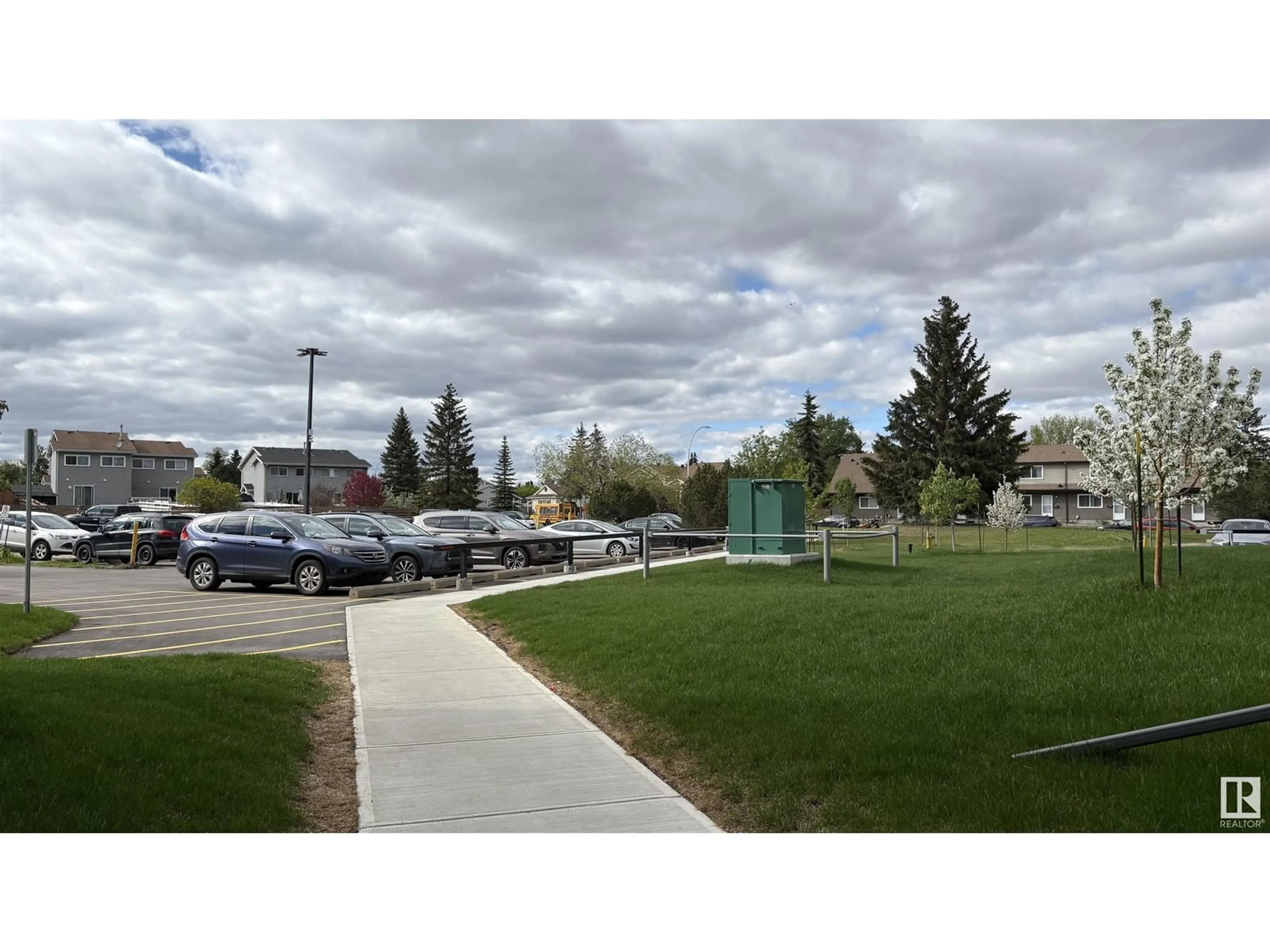 Blurry image for #109 - 9504 182 ST, Edmonton Alberta T5T3A7