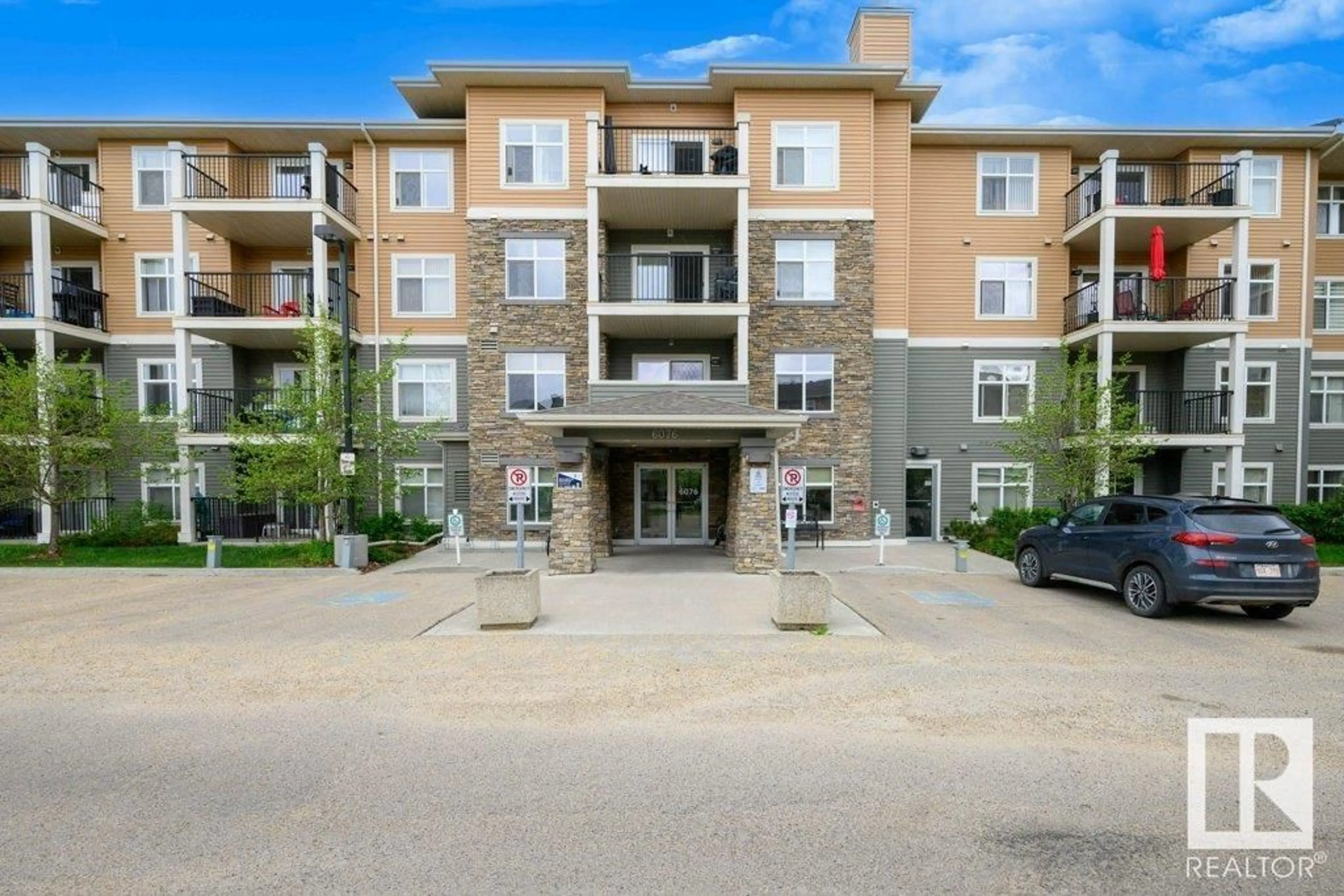 Unknown for 6076 - 138 SCHONSEE WY, Edmonton Alberta T5Z0K8