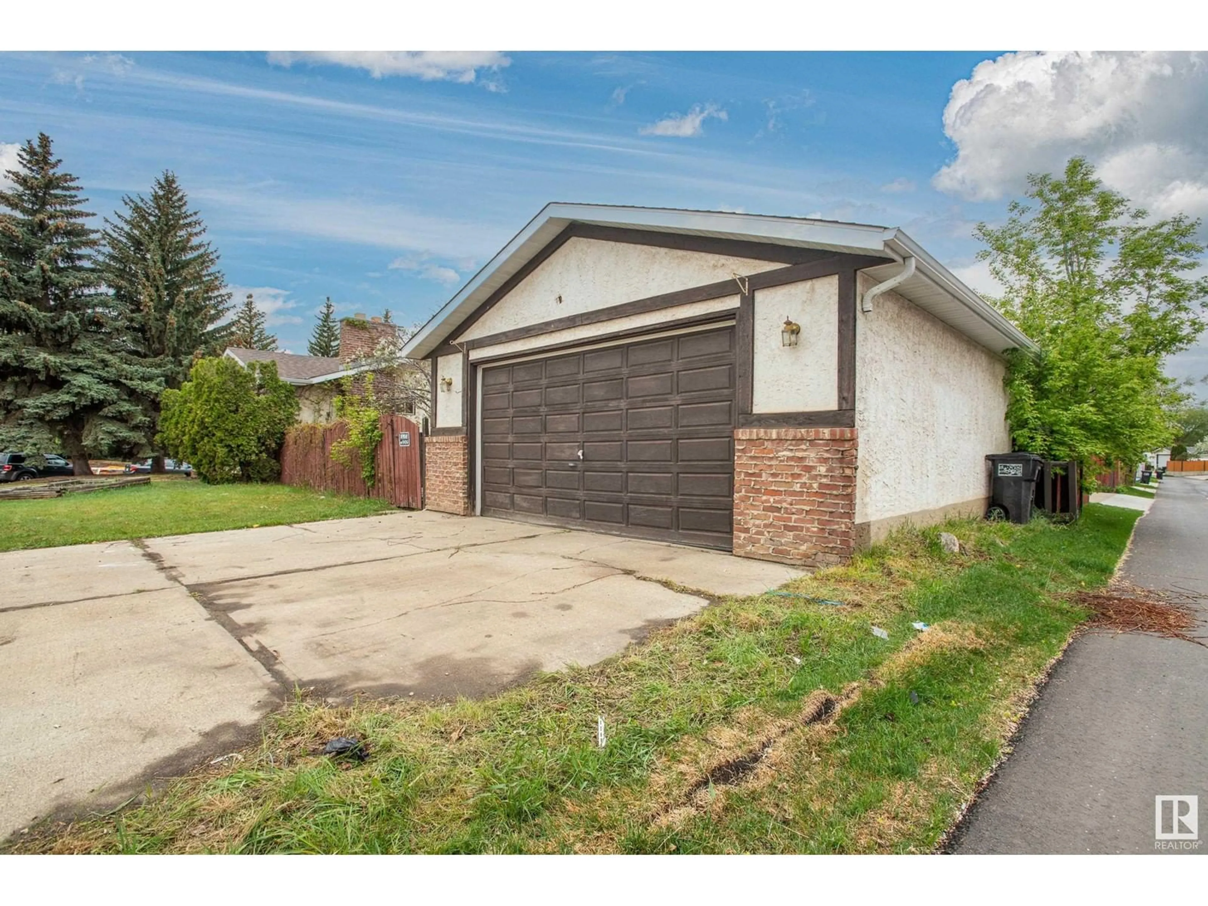 Home with vinyl exterior material, street for 5504 18 AV, Edmonton Alberta T6L2C2