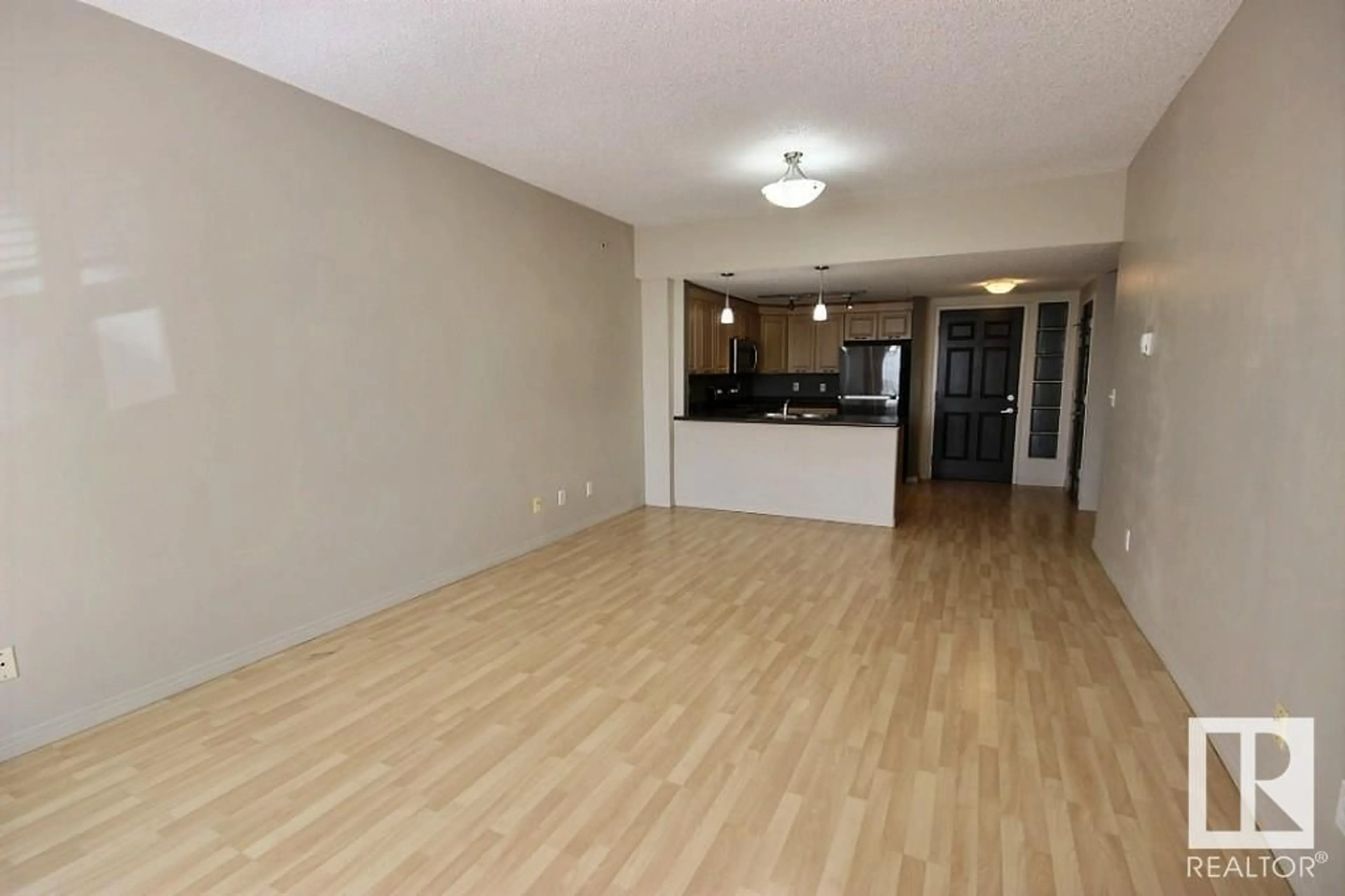 A pic of a room for #208 - 6220 134 AV NW, Edmonton Alberta T6A0A8