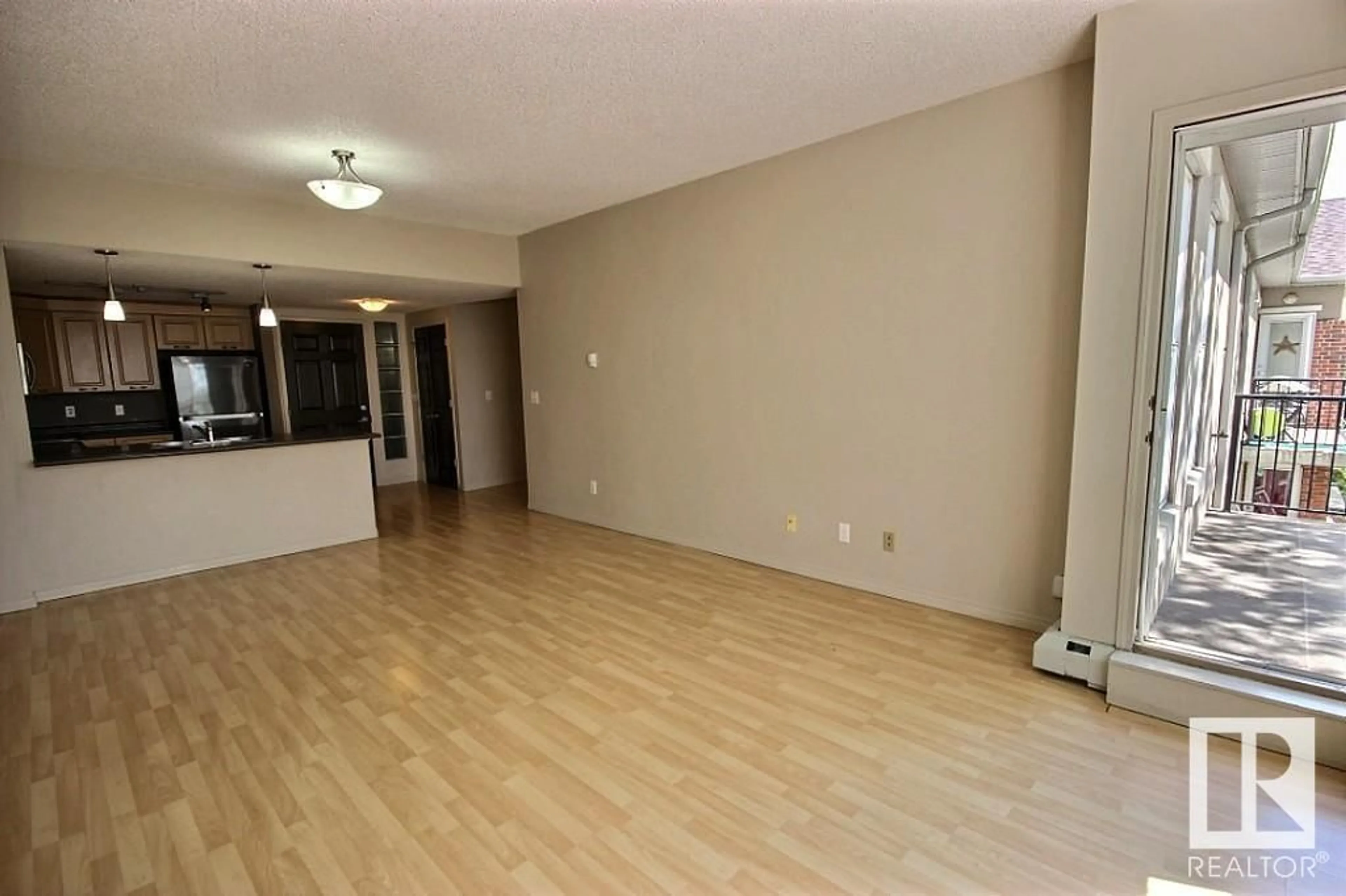 A pic of a room for #208 - 6220 134 AV NW, Edmonton Alberta T6A0A8