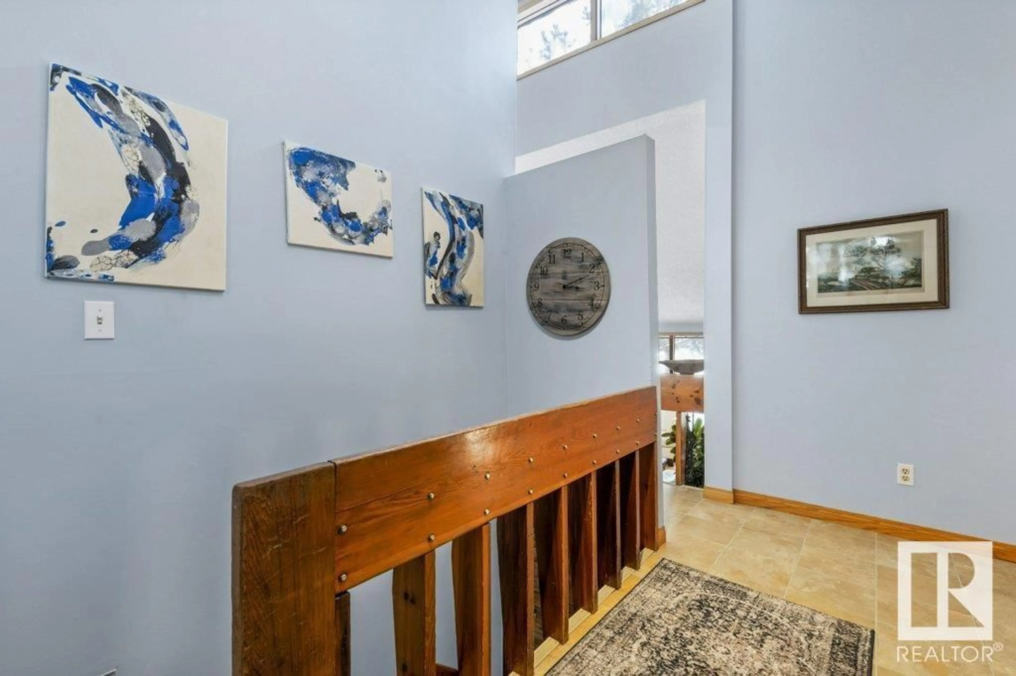 Indoor foyer for 55000 - 38 LAMOUREUX DR, Rural Sturgeon County Alberta T8L5A7