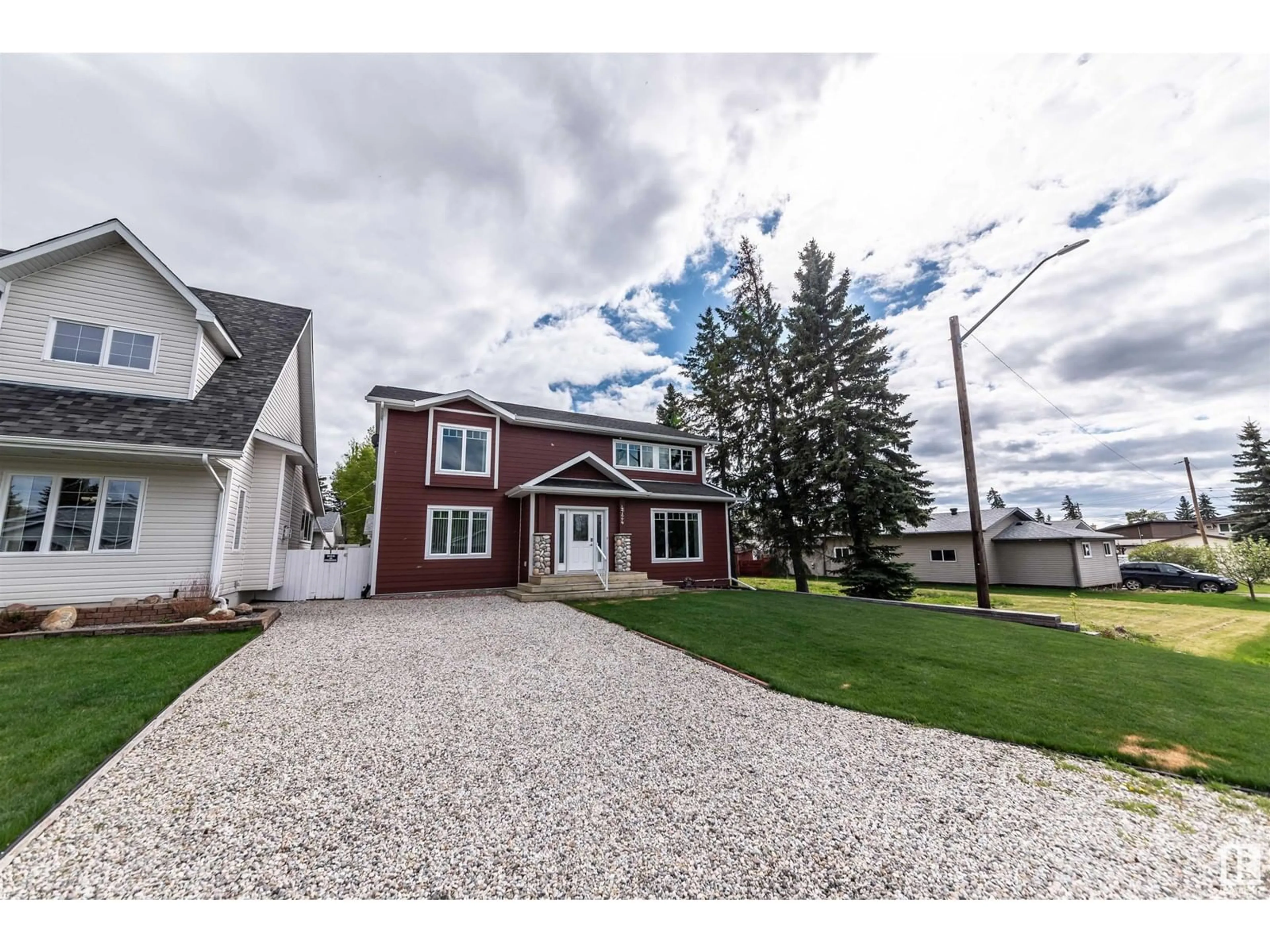 Unknown for 4724 44 ST, Rural Lac Ste. Anne County Alberta T0E0A0