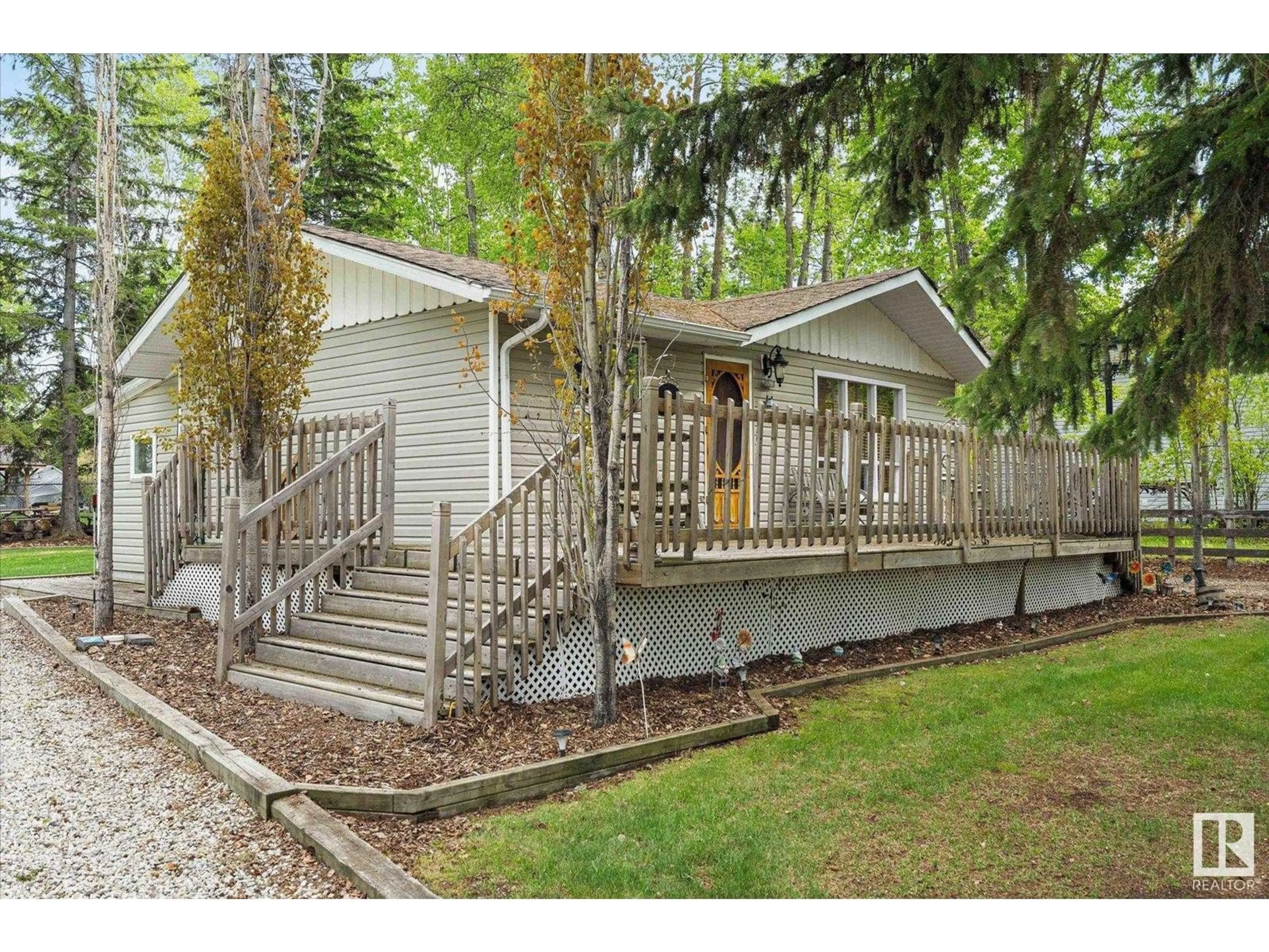 Unknown for 1028-1029 10 ST, Rural Lac Ste. Anne County Alberta T0E0A2