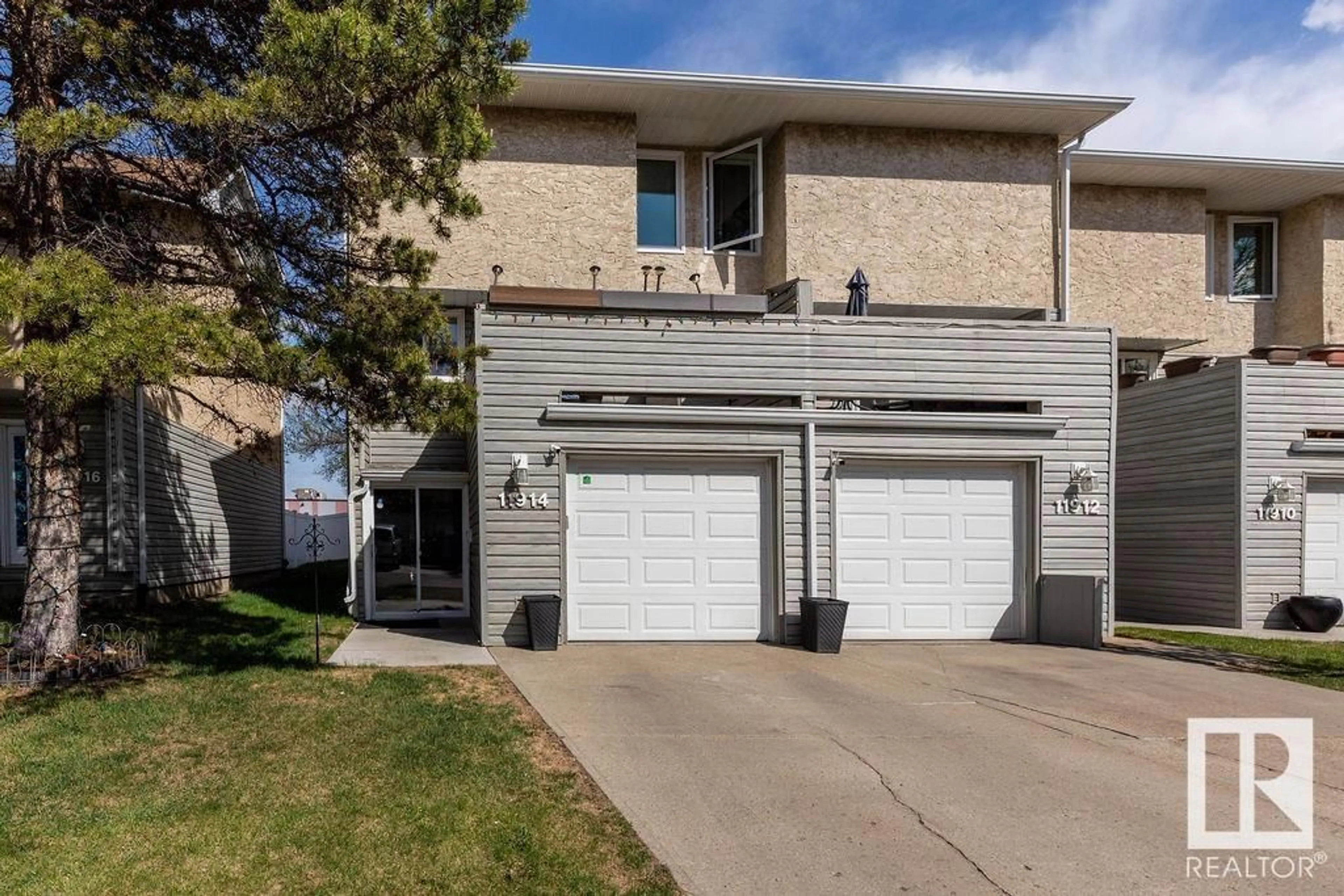 Unknown for 11914 145 AV, Edmonton Alberta T5X1T6