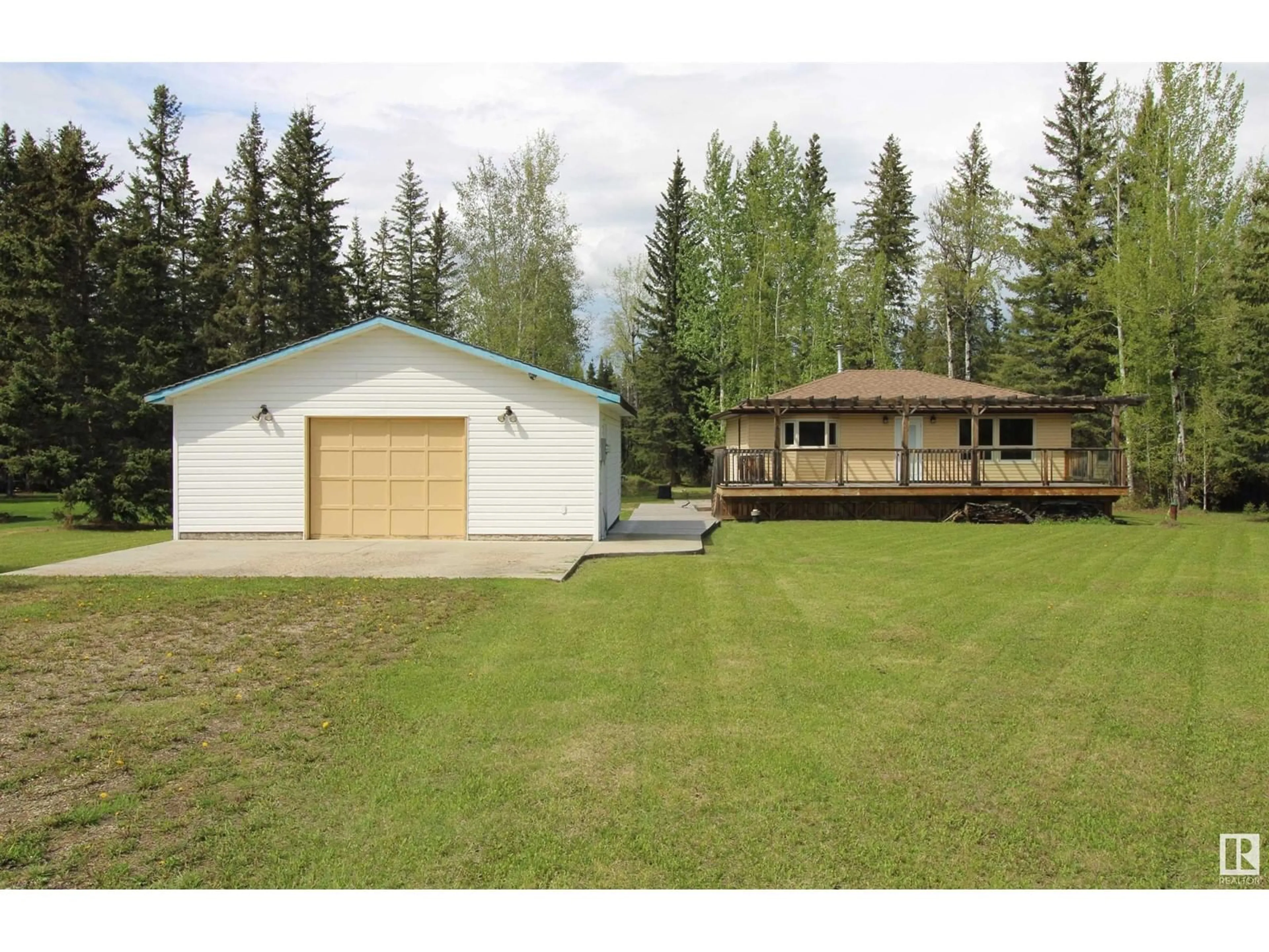 Unknown for 44 9002 HWY 16, Rural Yellowhead Alberta T0E2M0