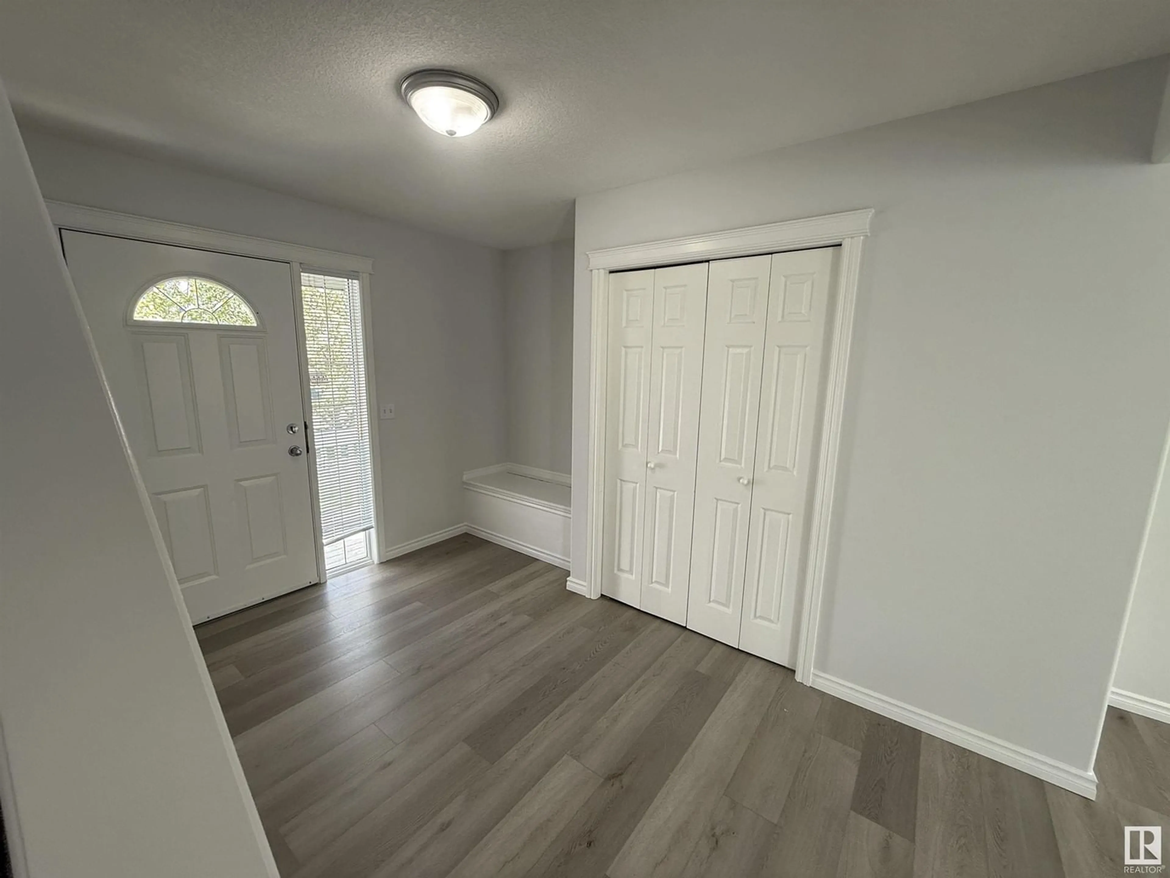 A pic of a room for 530 KLARVATTEN LAKE WD, Edmonton Alberta T5Z3M1